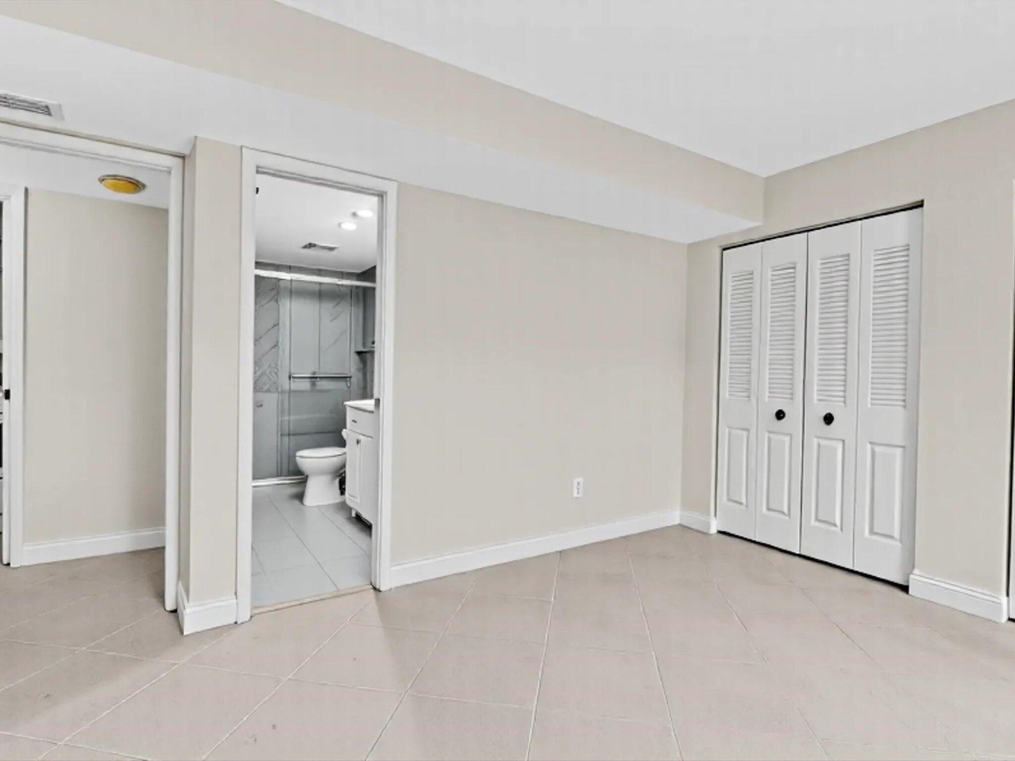 2455 Lindell Boulevard 3401