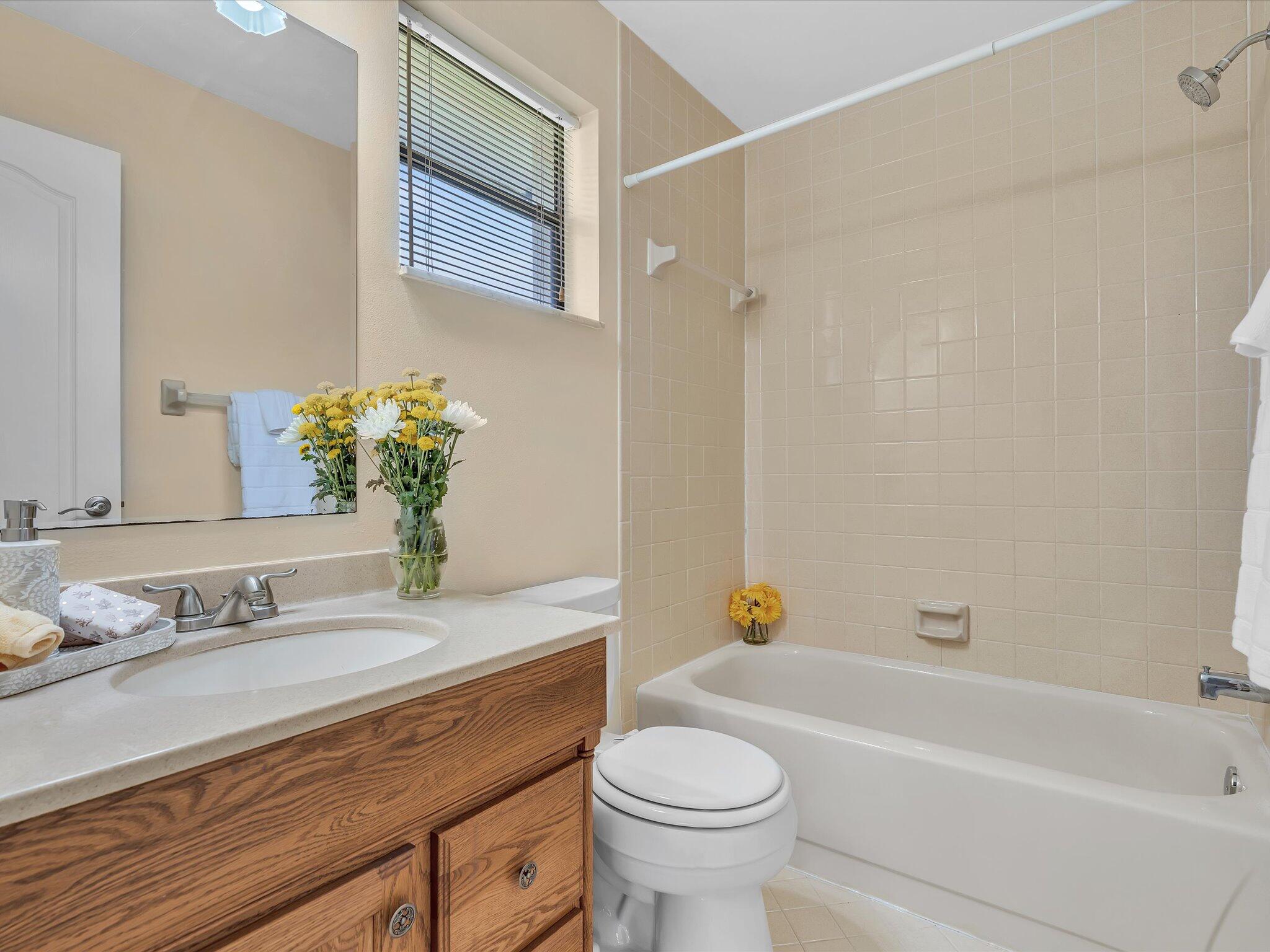 299 NW 36th Avenue