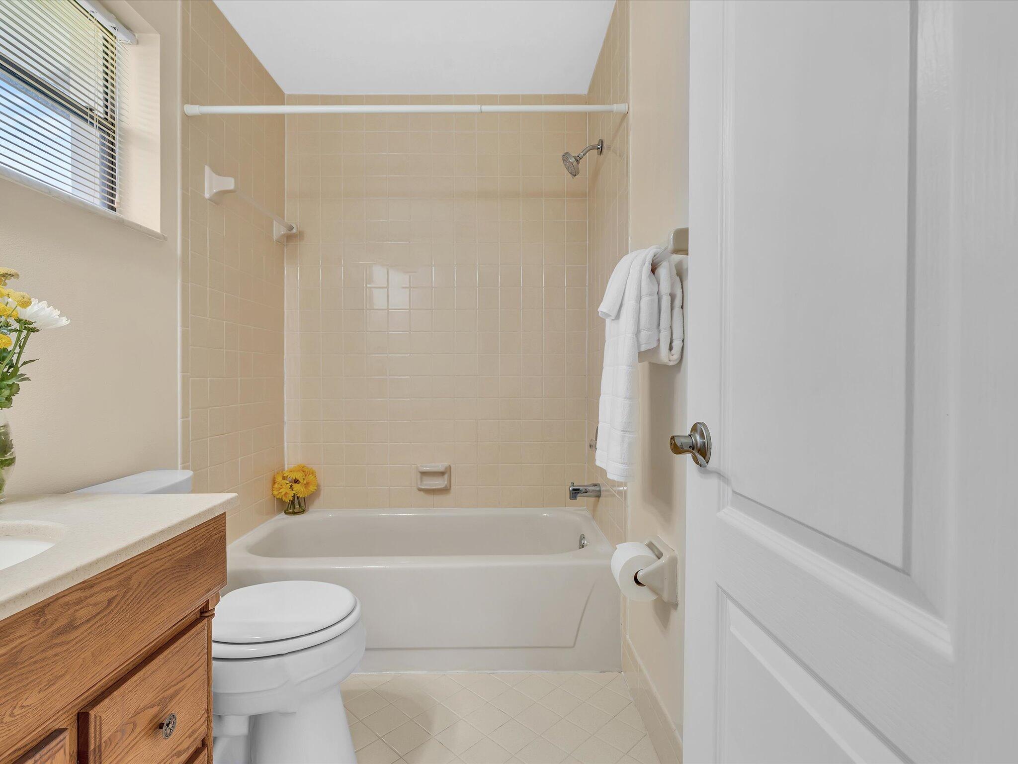 299 NW 36th Avenue
