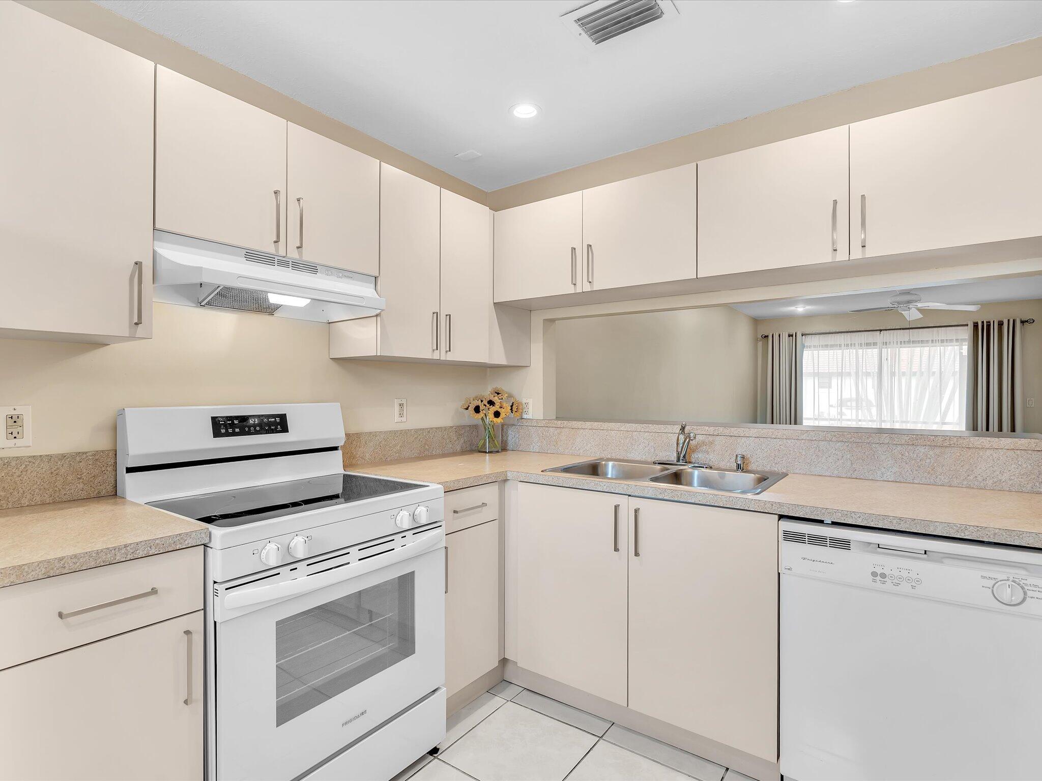 299 NW 36th Avenue