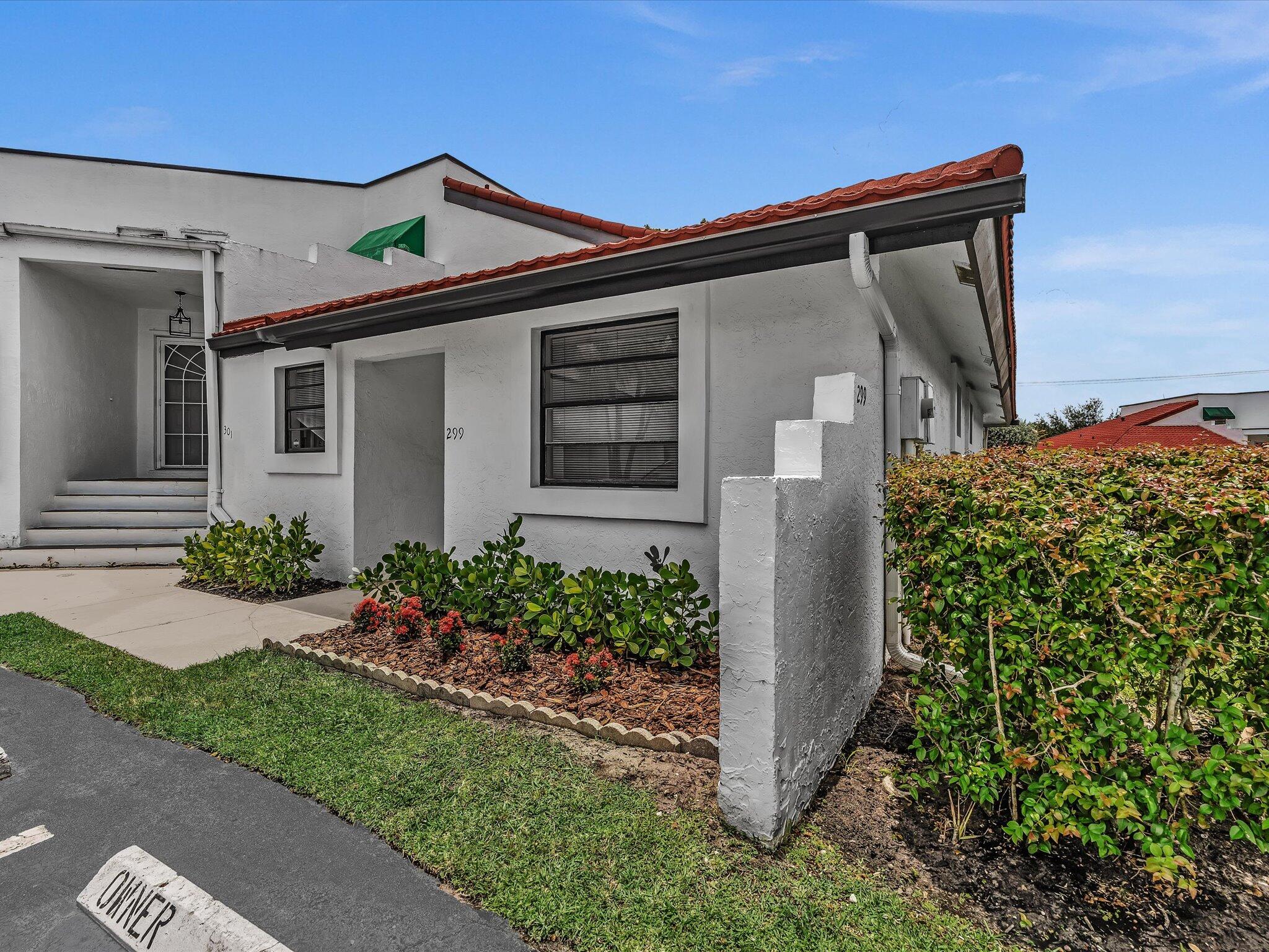 299 NW 36th Avenue