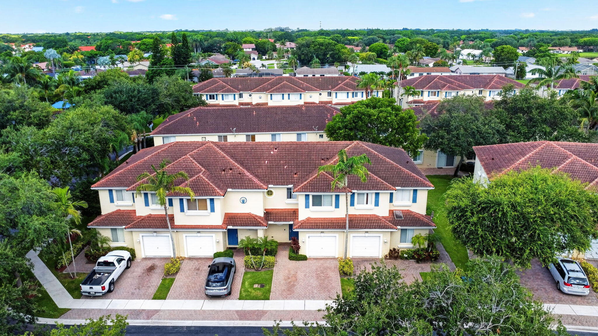 3117 N Evergreen Circle