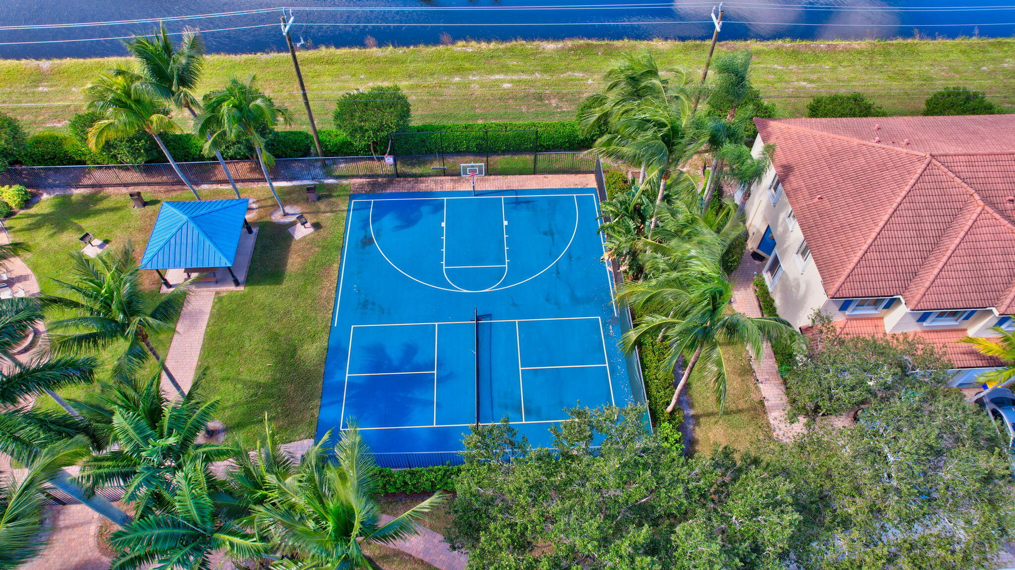 3117 N Evergreen Circle