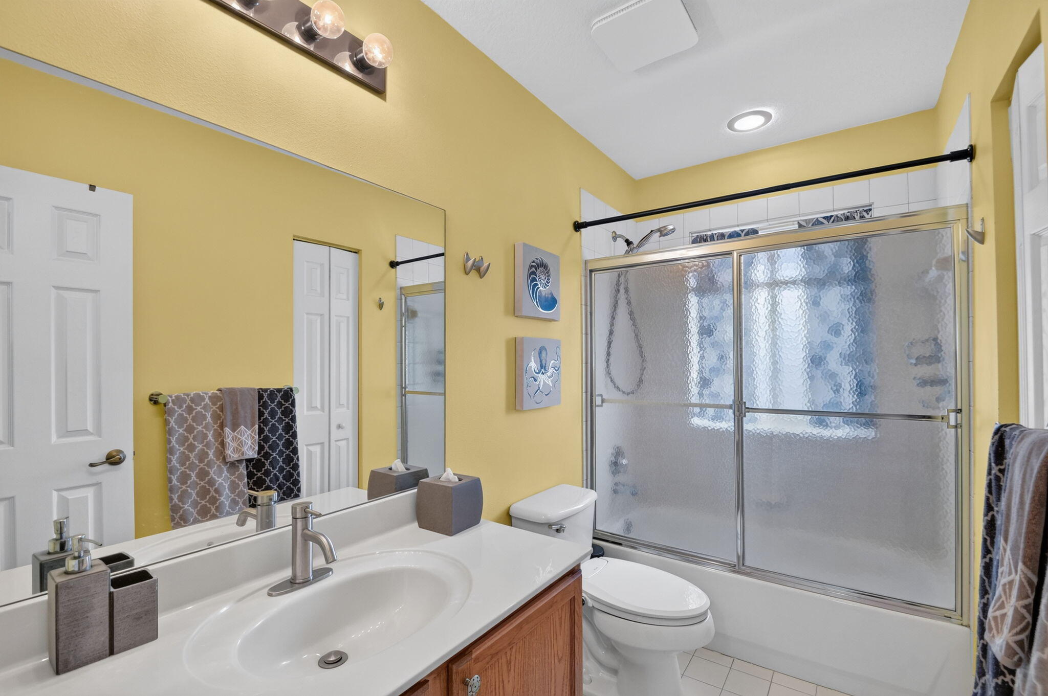 3117 N Evergreen Circle