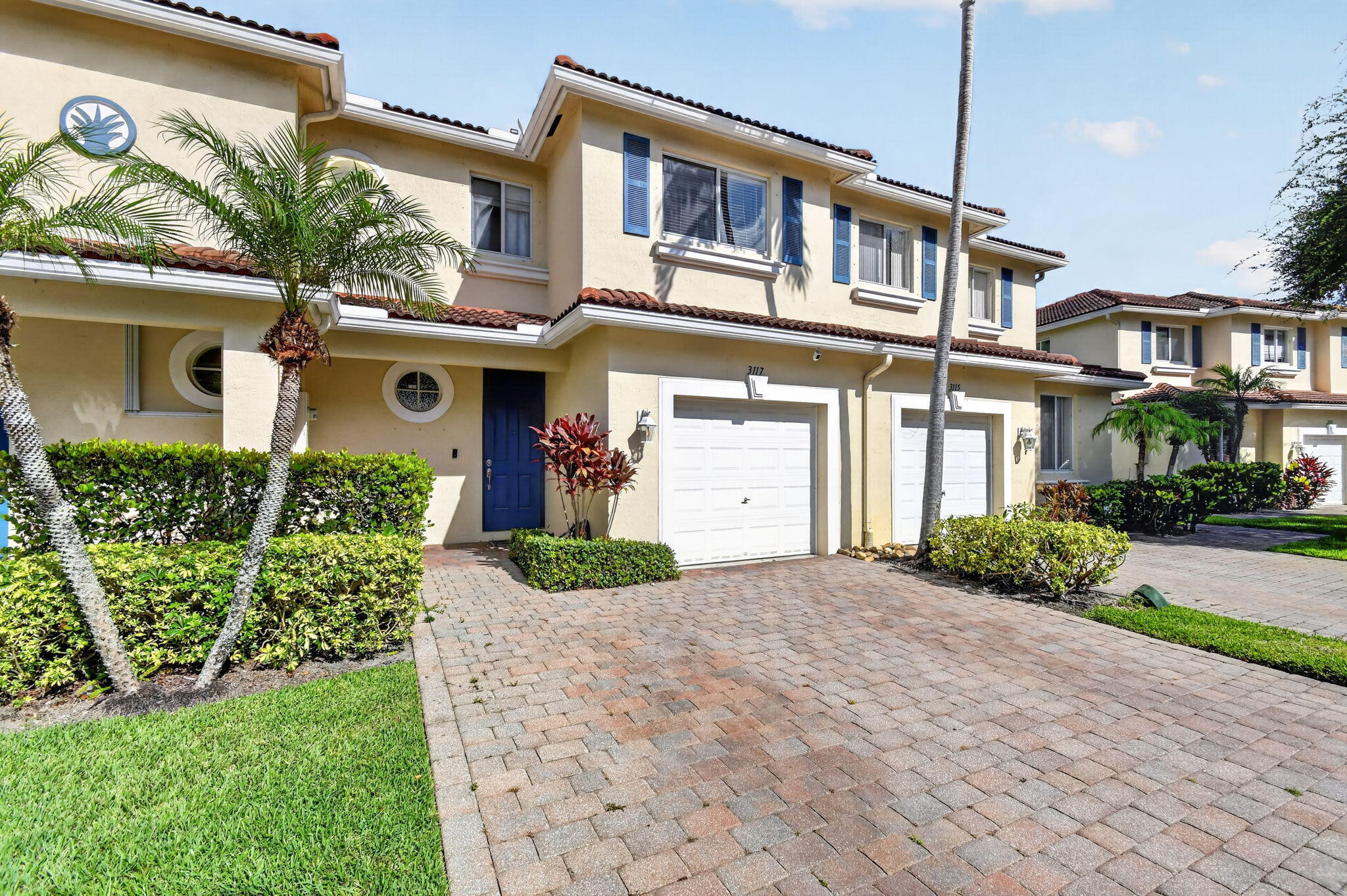 3117 N Evergreen Circle