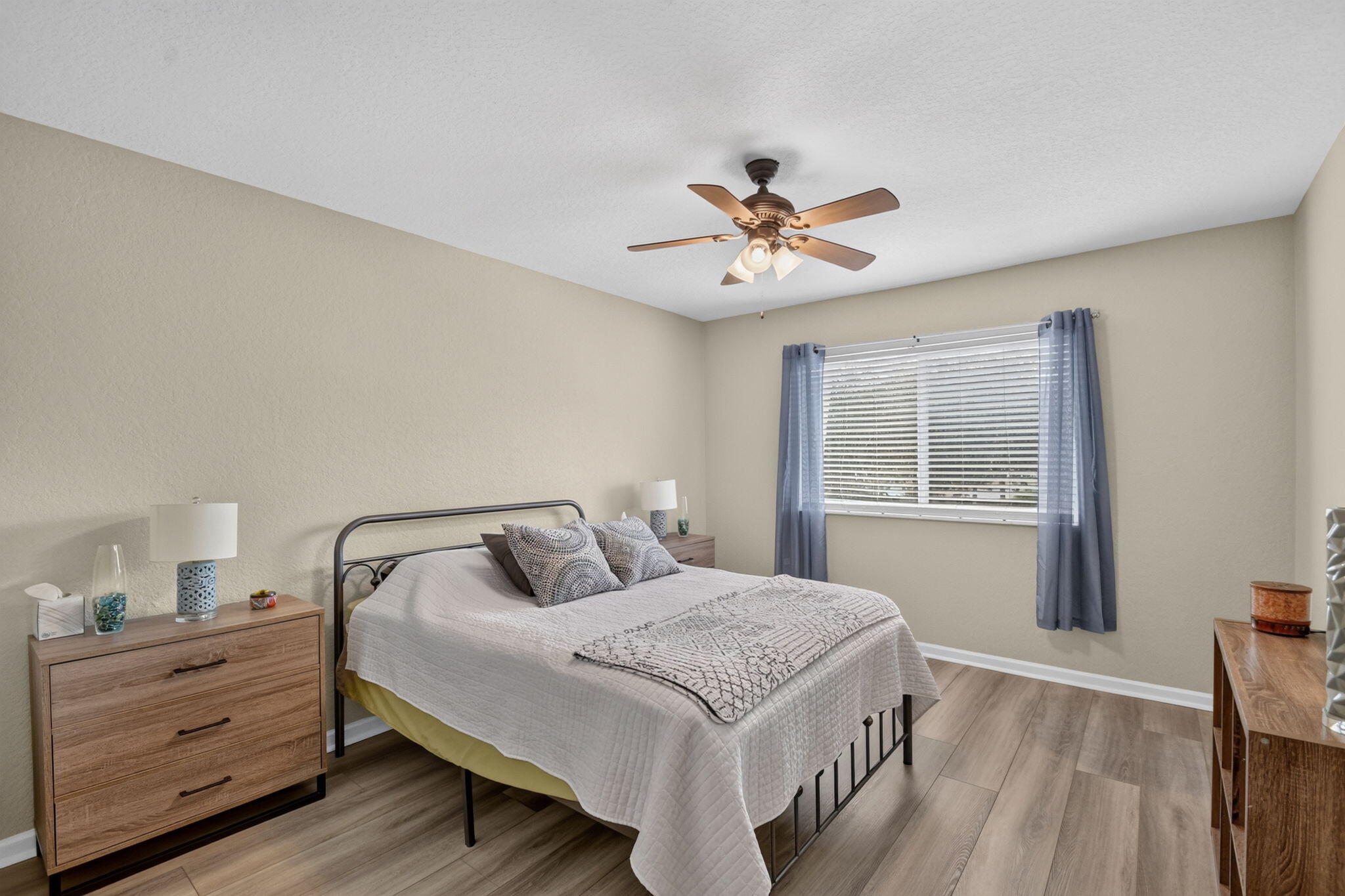 3117 N Evergreen Circle