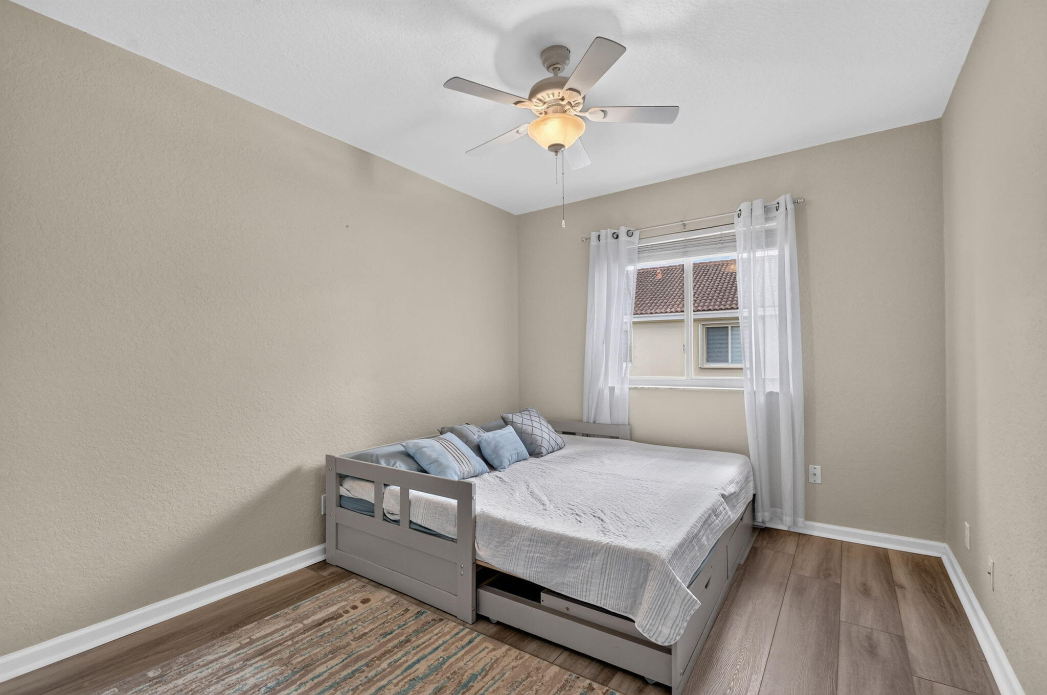 3117 N Evergreen Circle