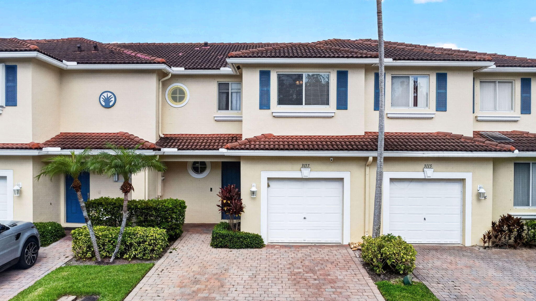 3117 N Evergreen Circle