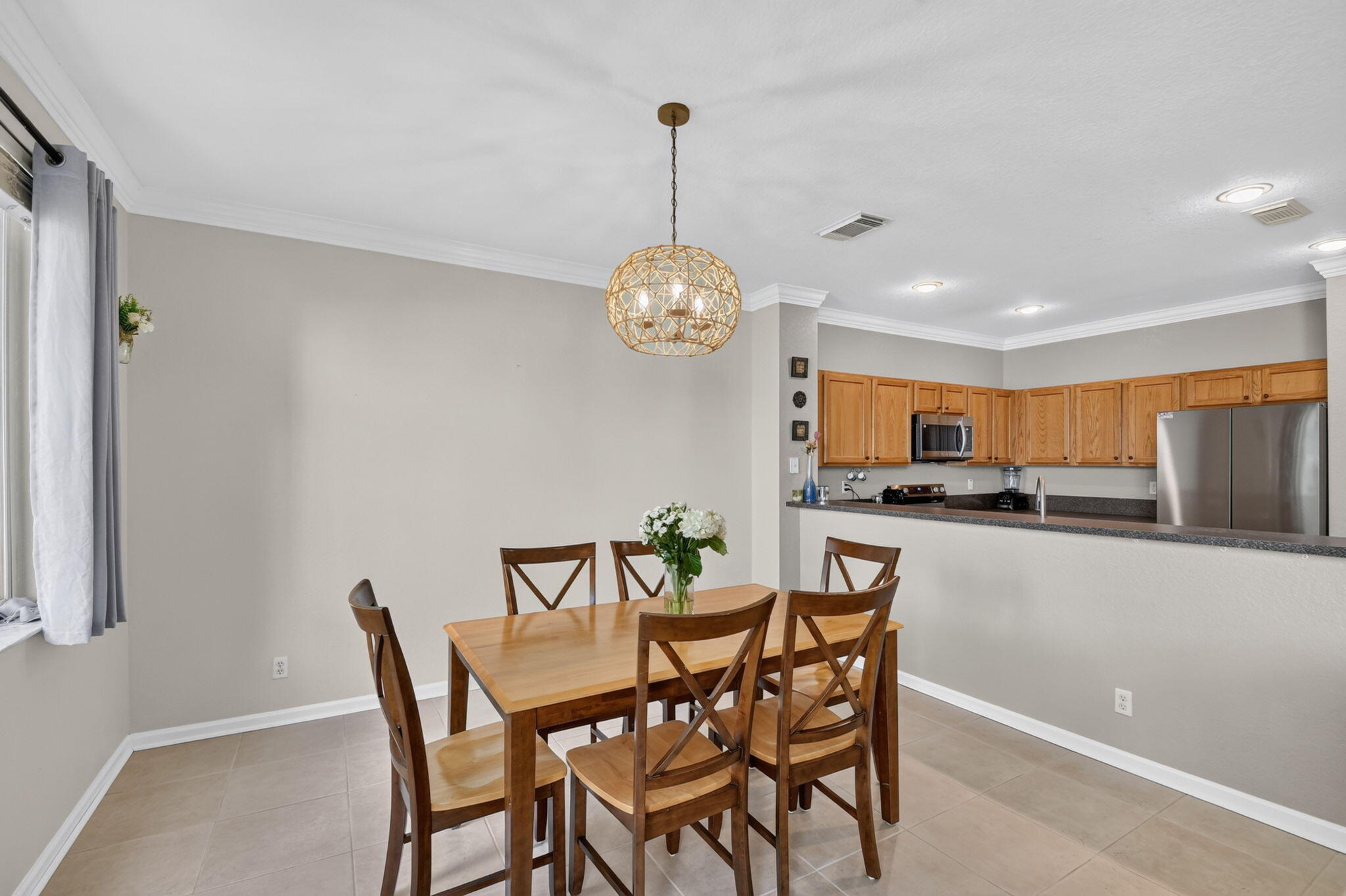 3117 N Evergreen Circle