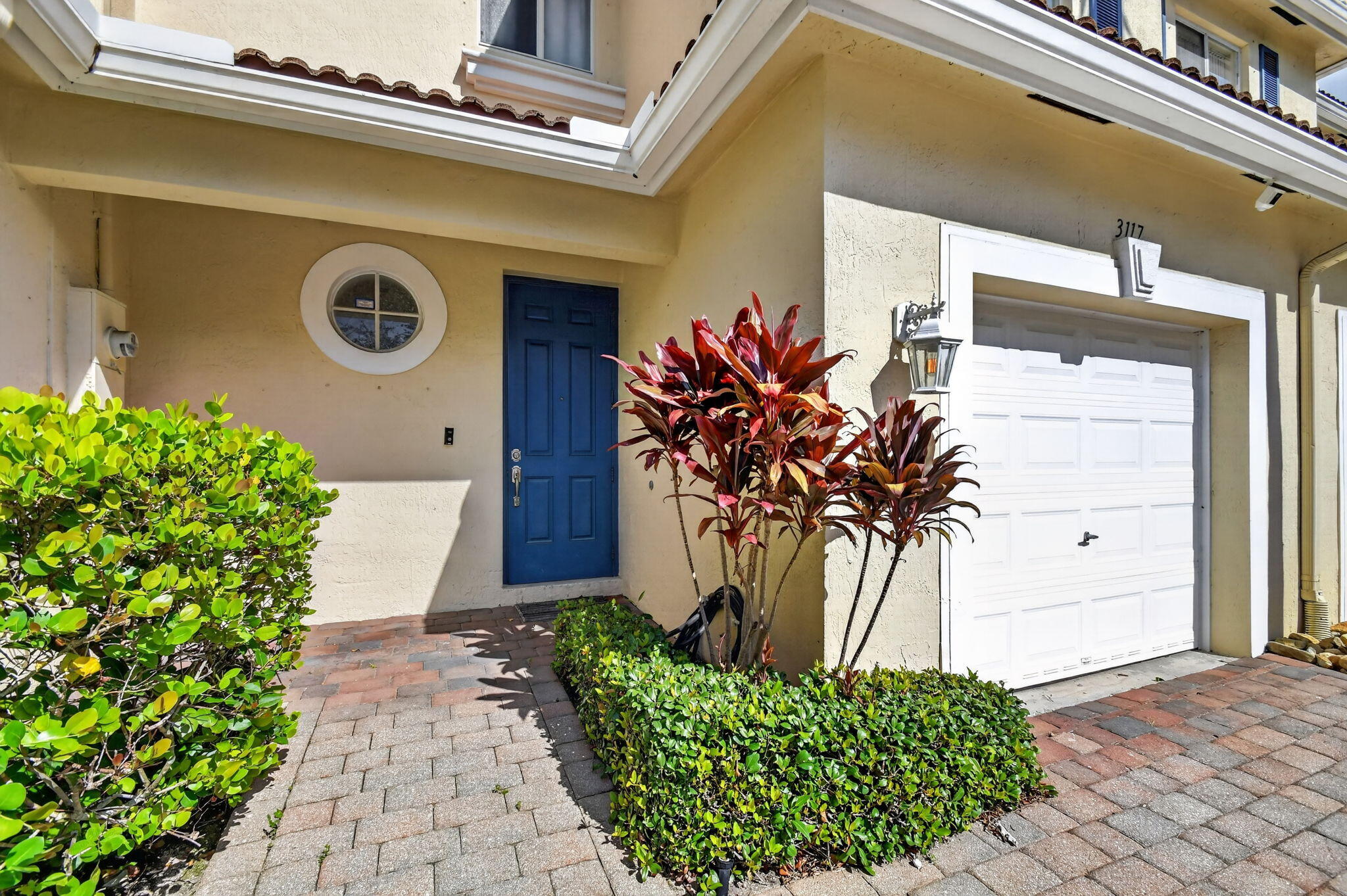3117 N Evergreen Circle