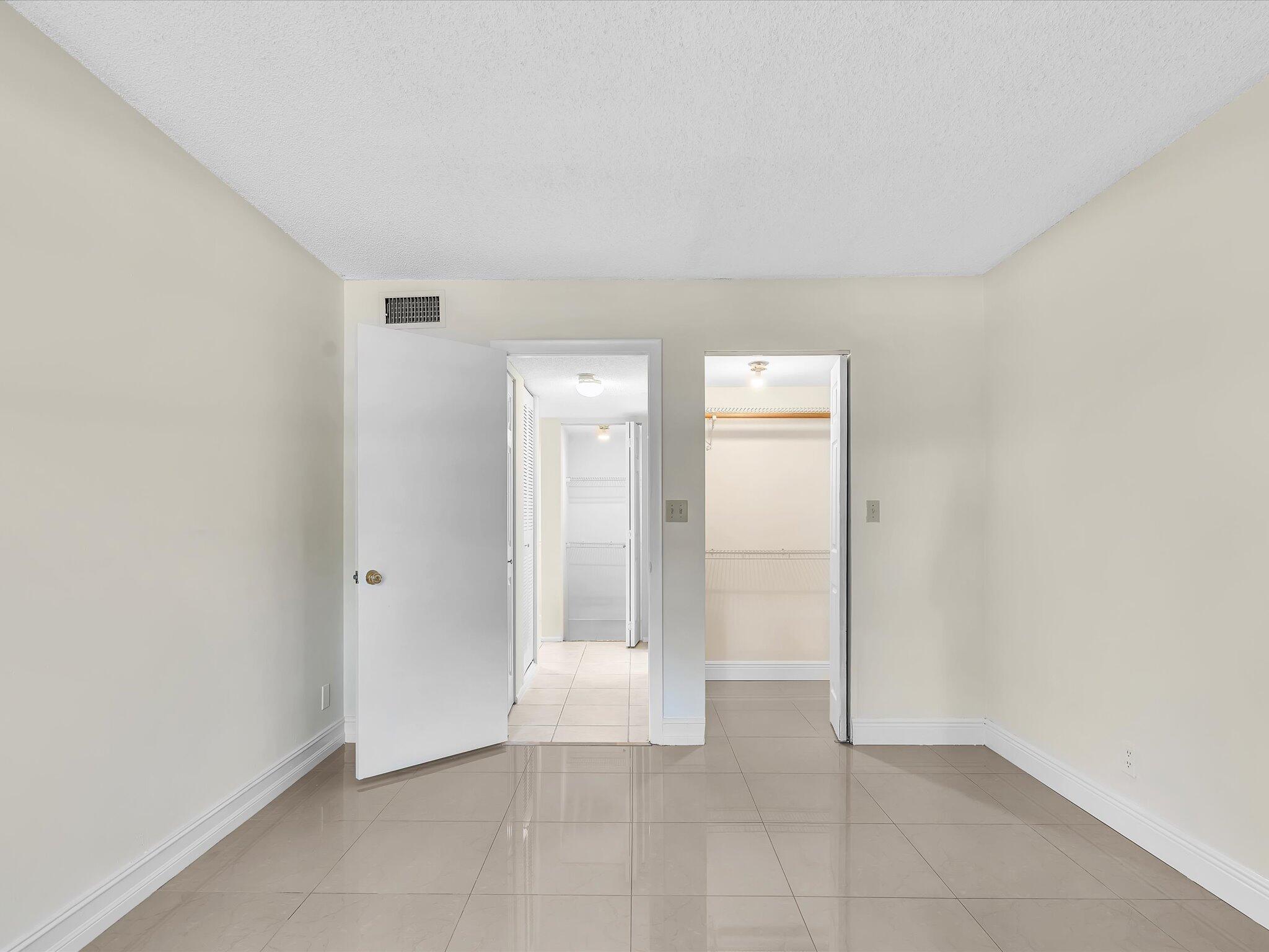 470 NW 20th Street