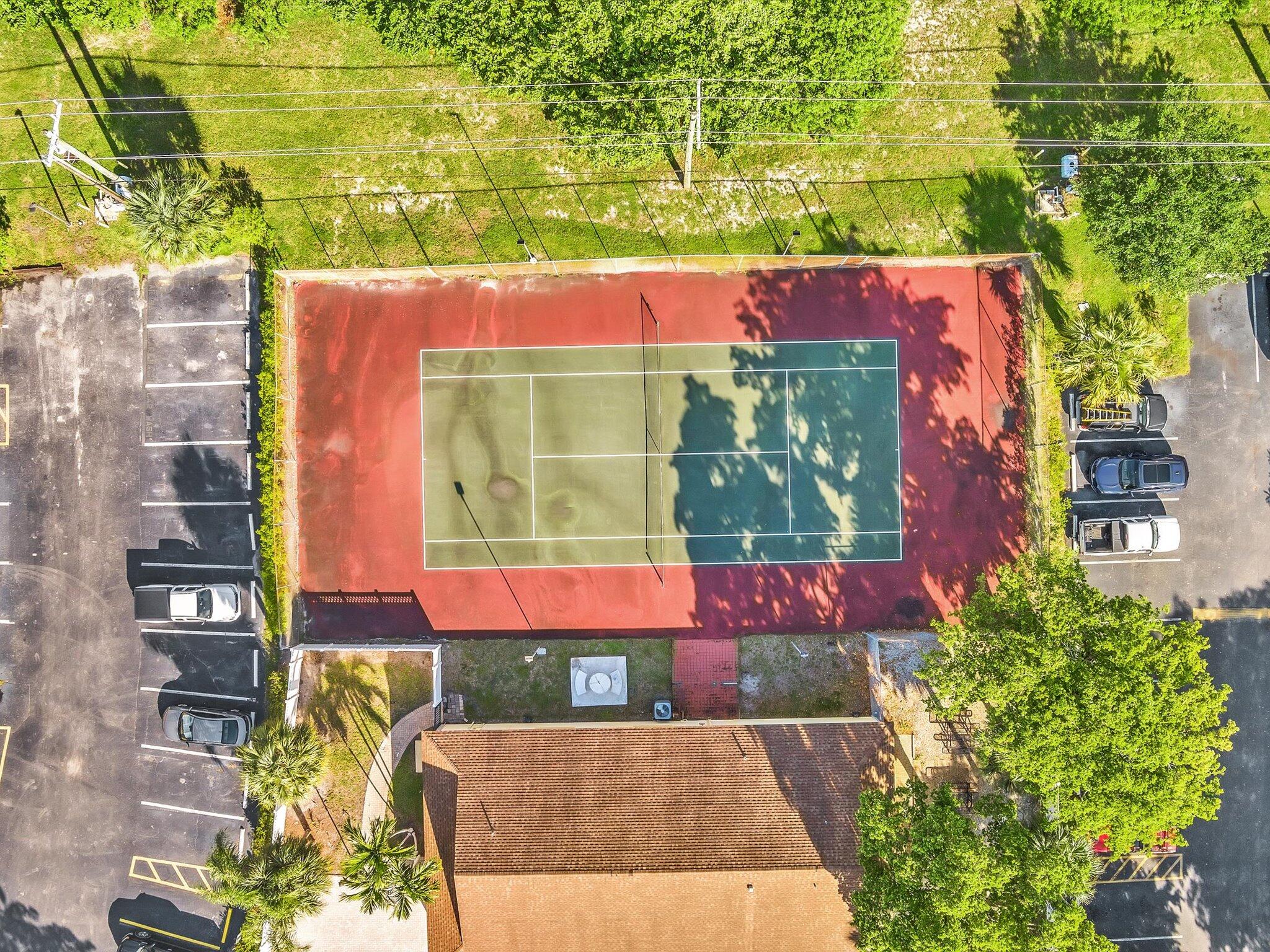 470 NW 20th Street
