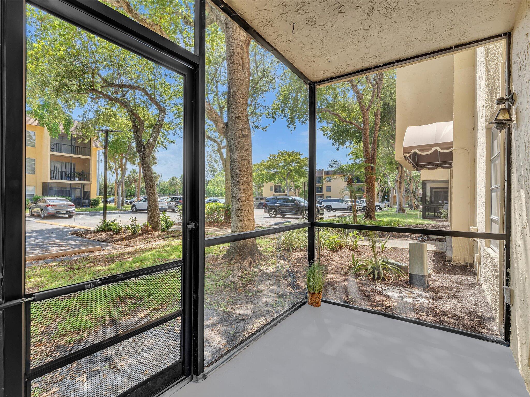 470 NW 20th Street