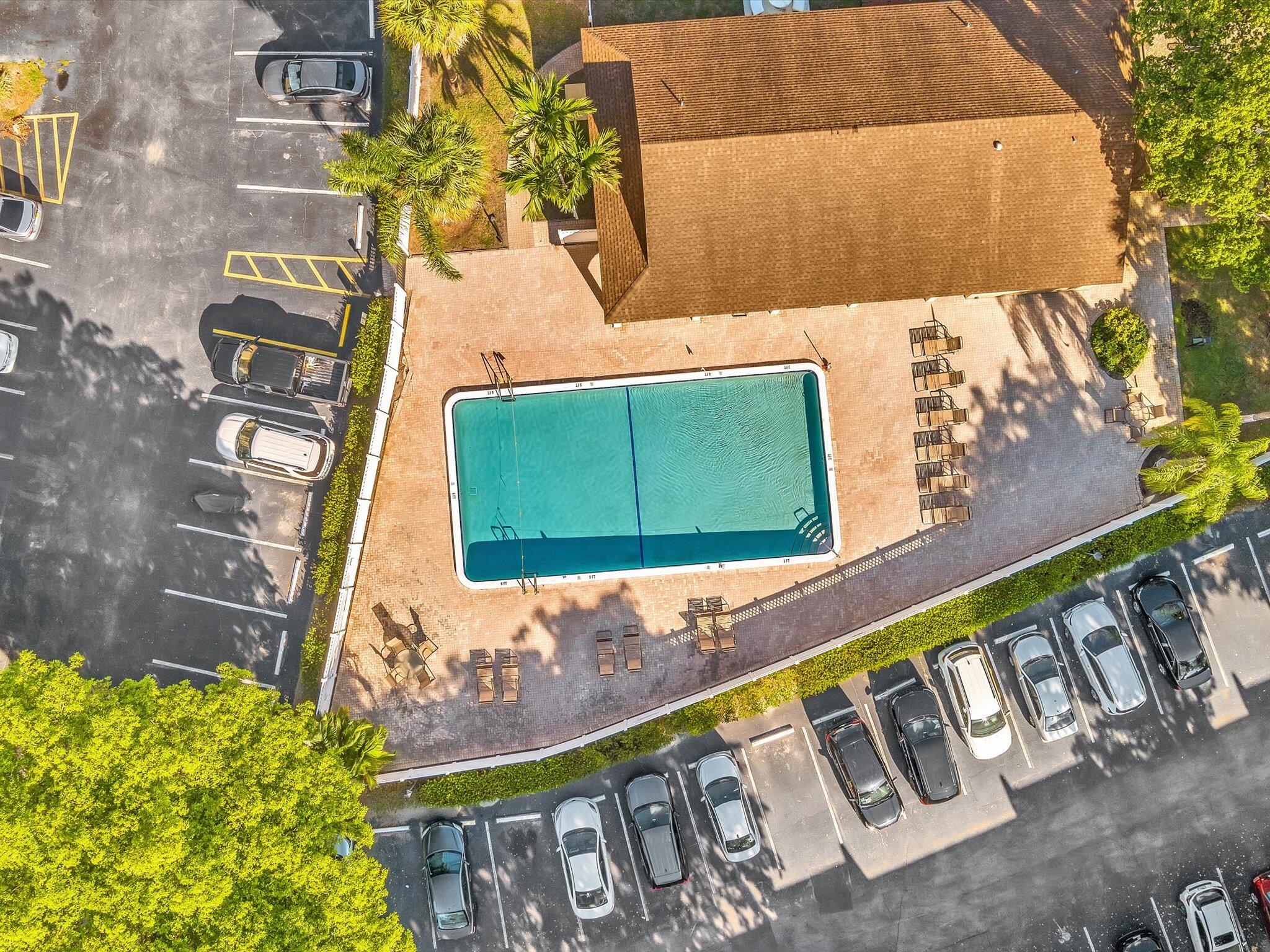 470 NW 20th Street