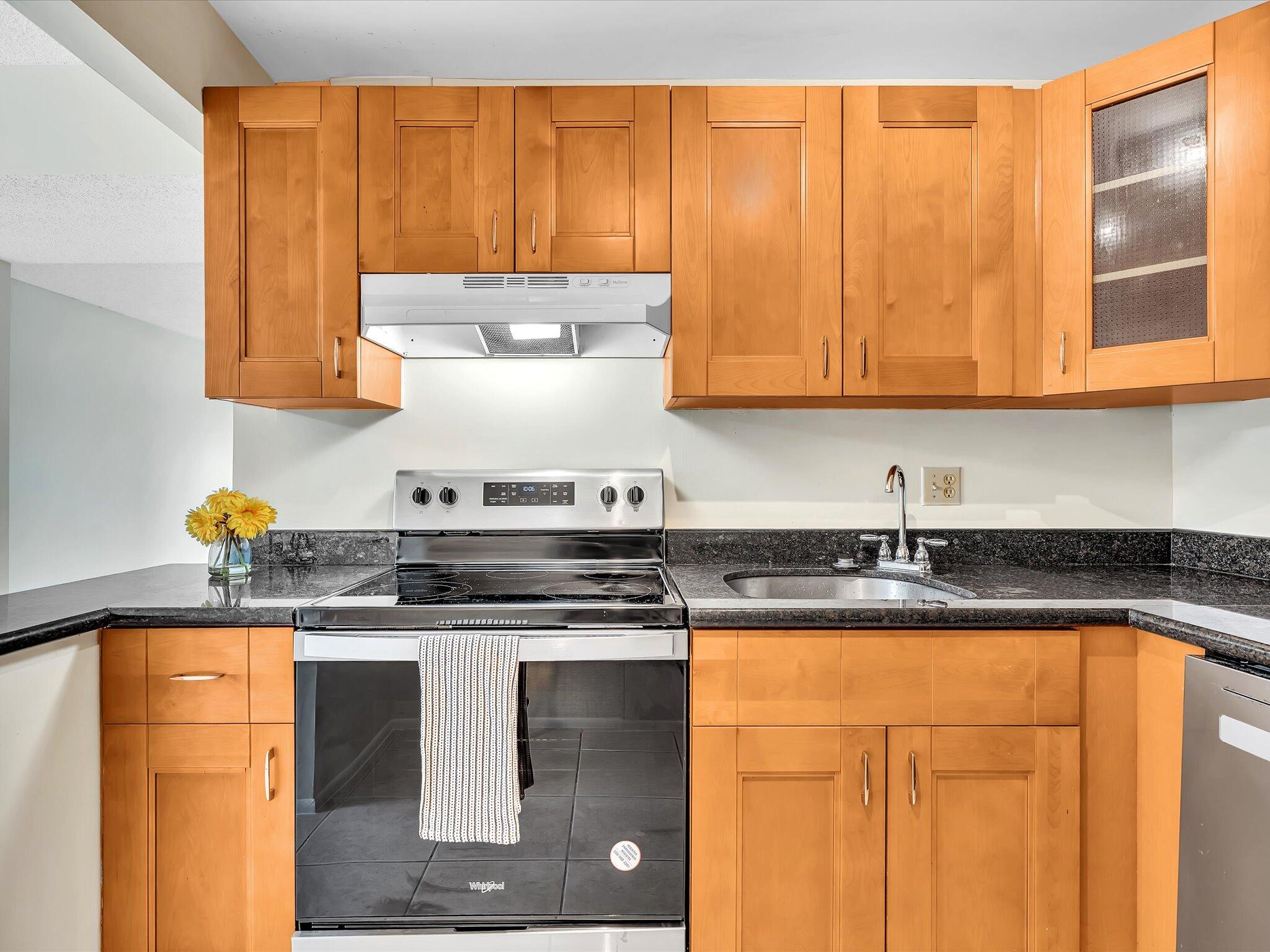 470 NW 20th Street