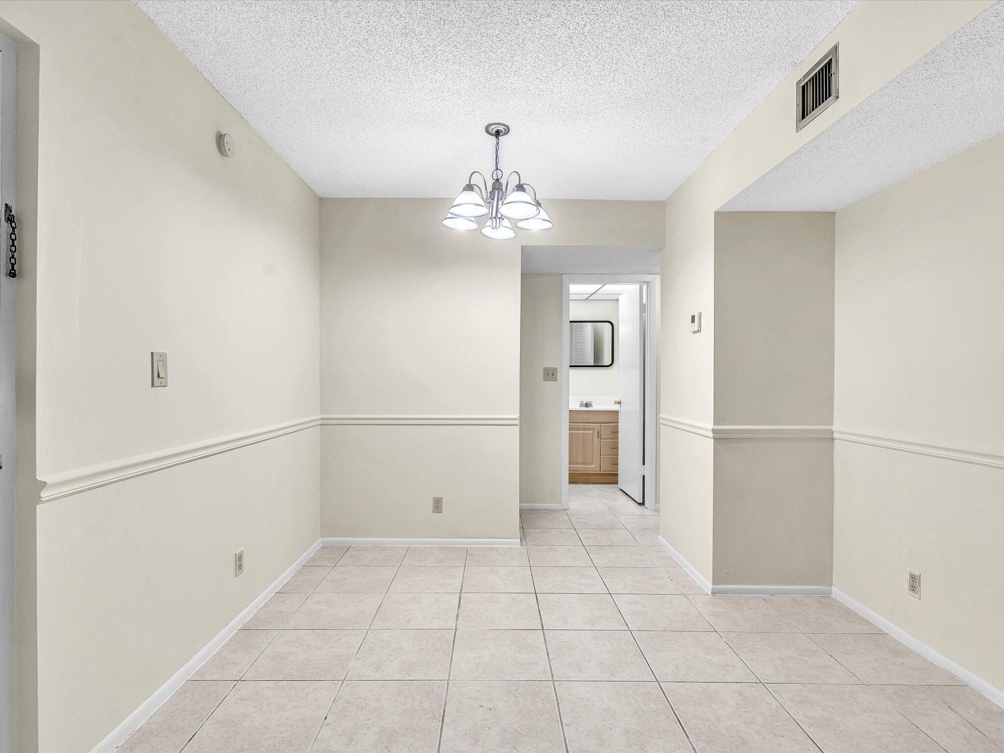 470 NW 20th Street