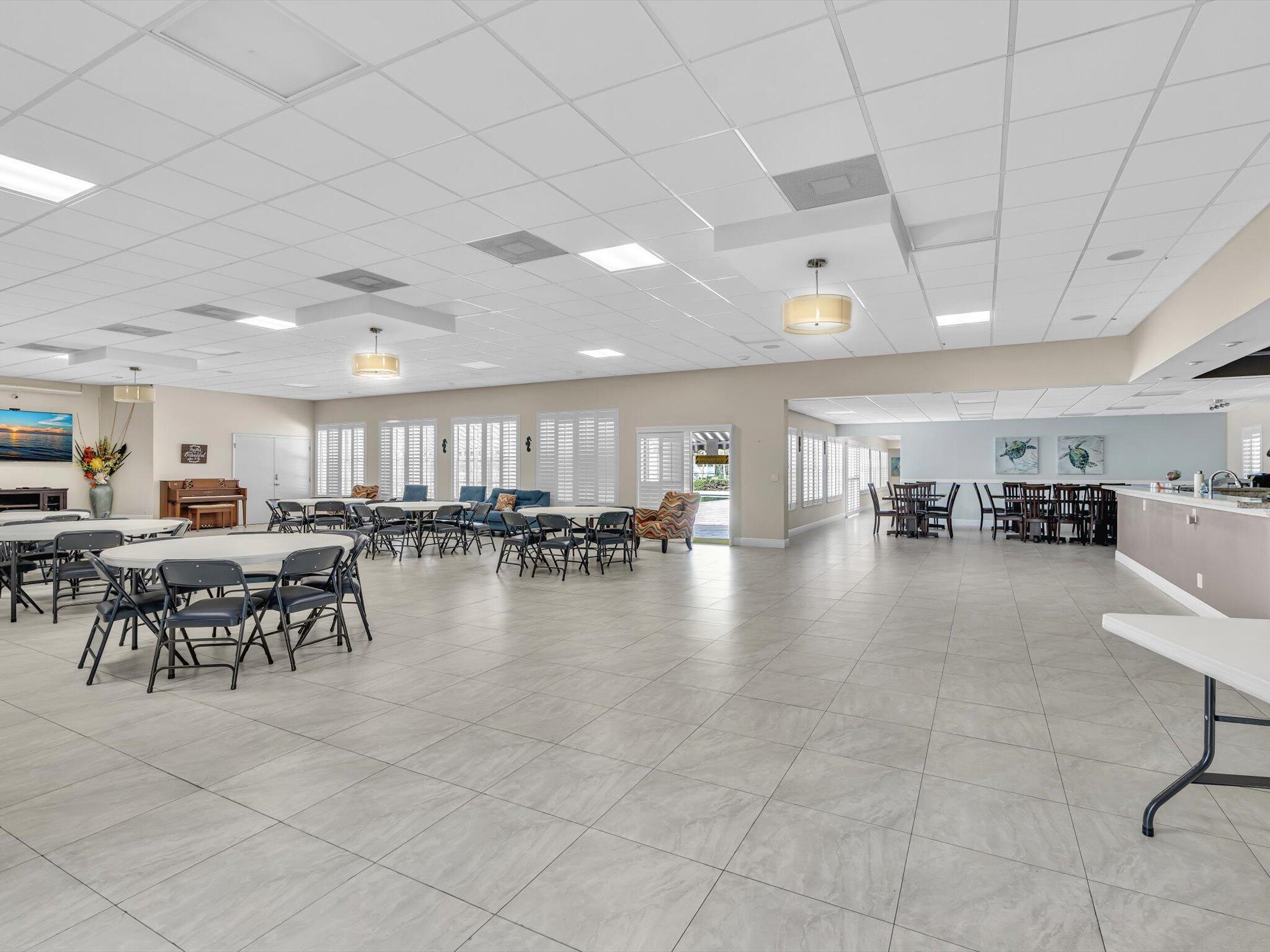 2420 NW 22nd Avenue Apt 602