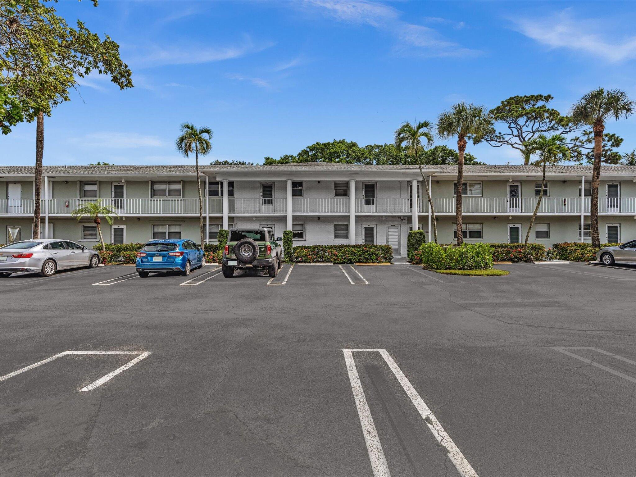 2420 NW 22nd Avenue Apt 602
