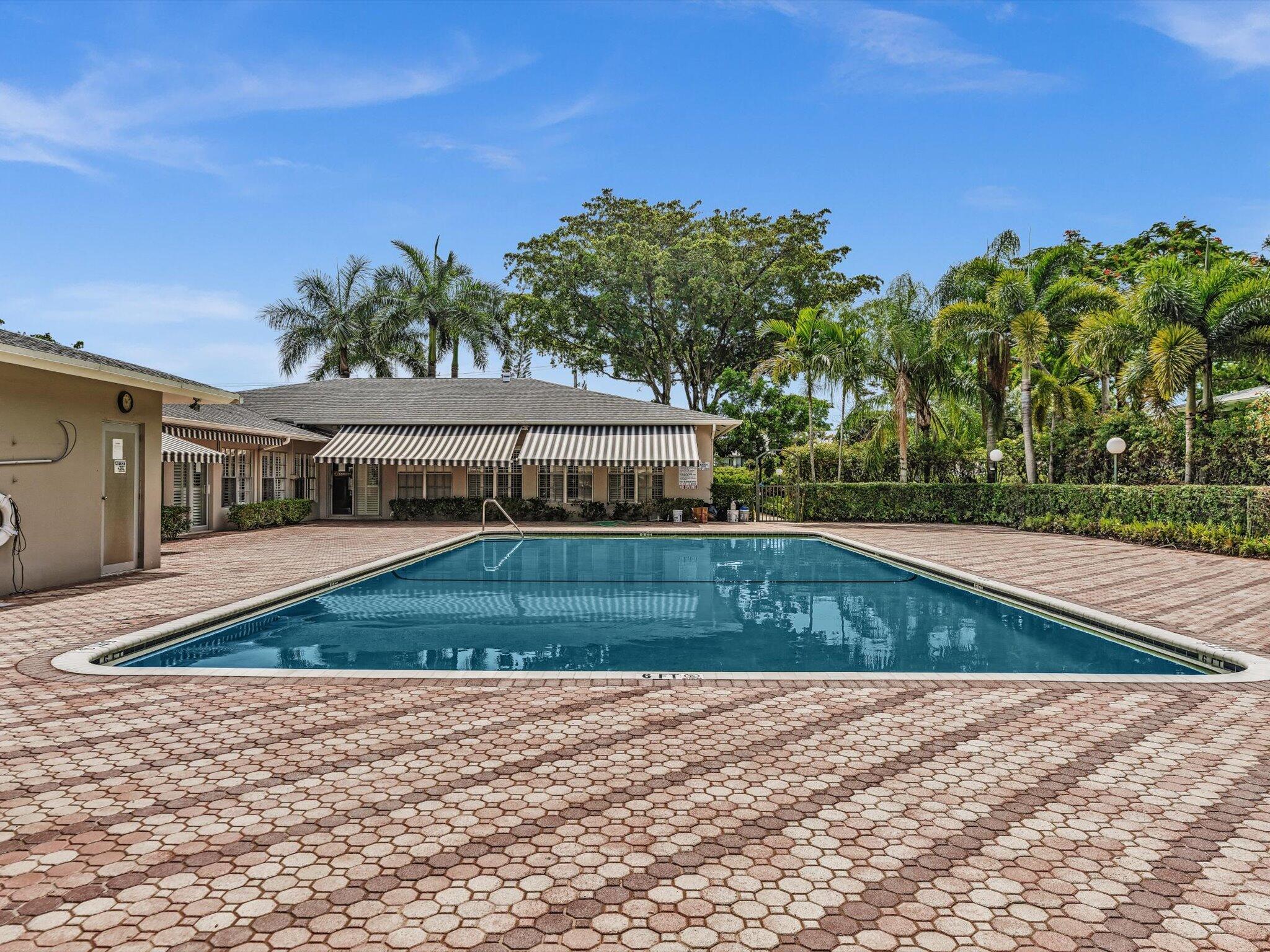 2420 NW 22nd Avenue Apt 602