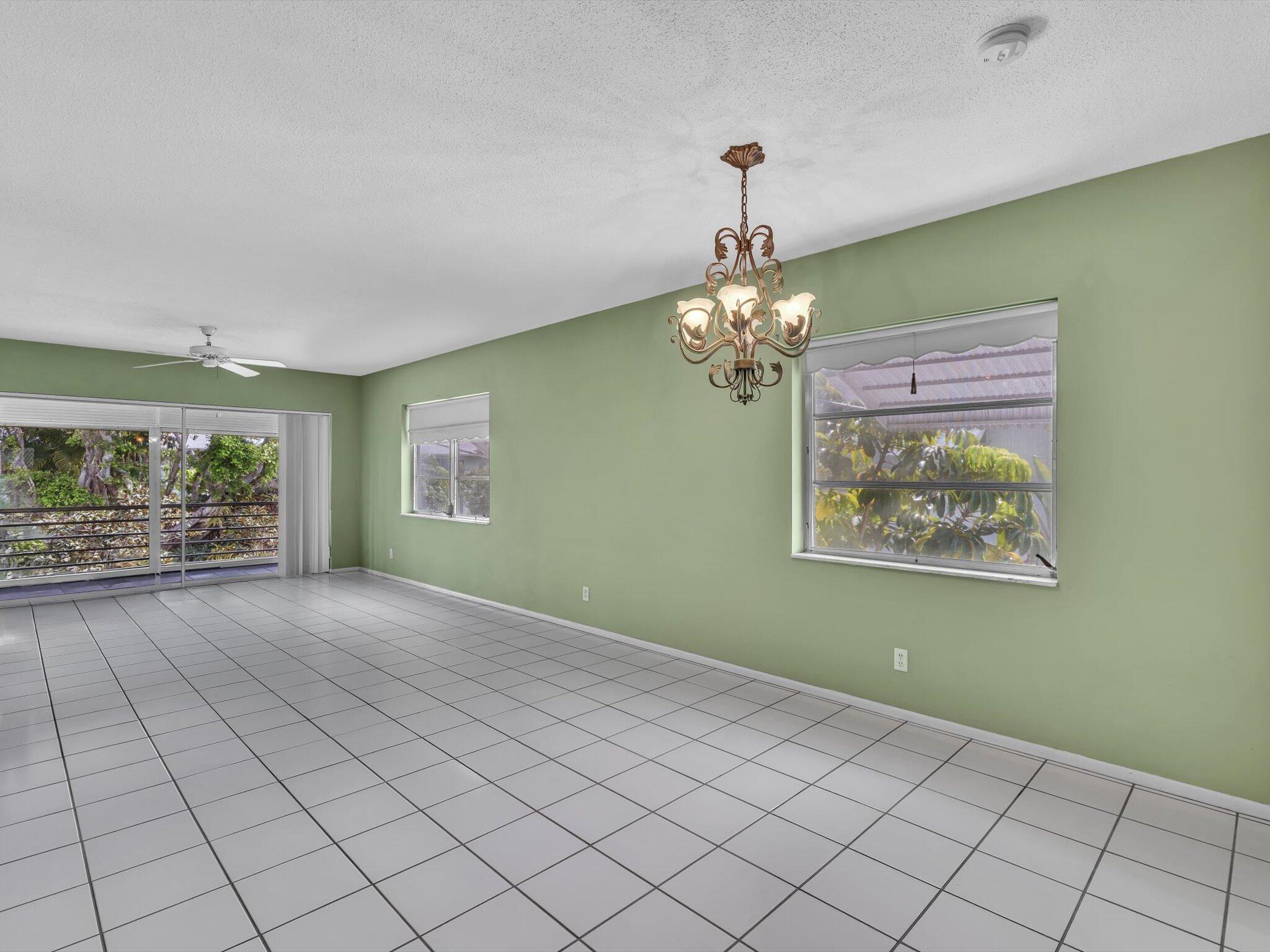 2420 NW 22nd Avenue Apt 602