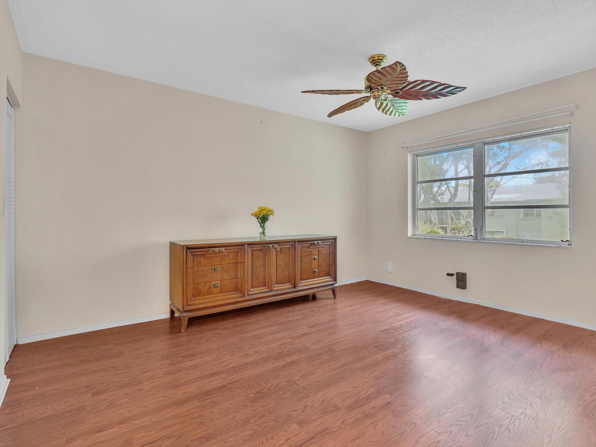 2420 NW 22nd Avenue Apt 602