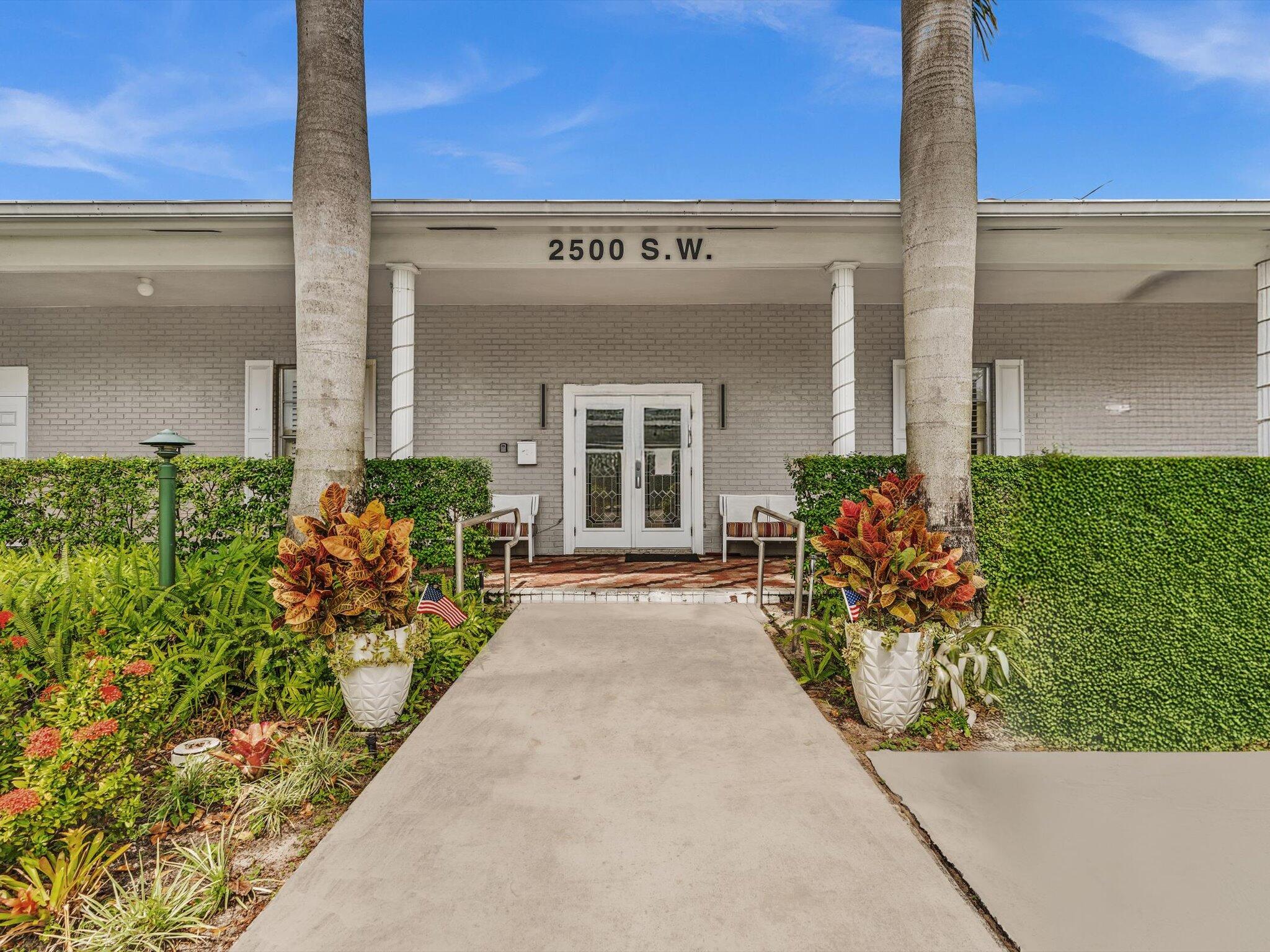 2420 NW 22nd Avenue Apt 602