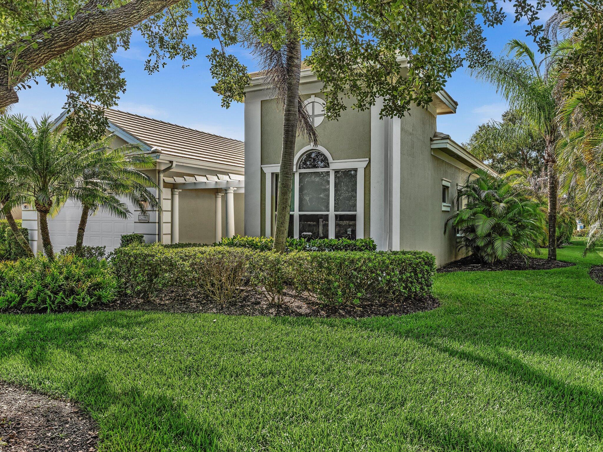 1286 RIVER REACH Drive