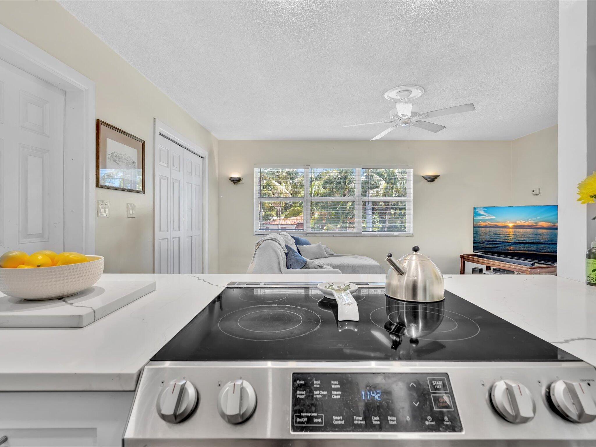 90 NE 19th Avenue