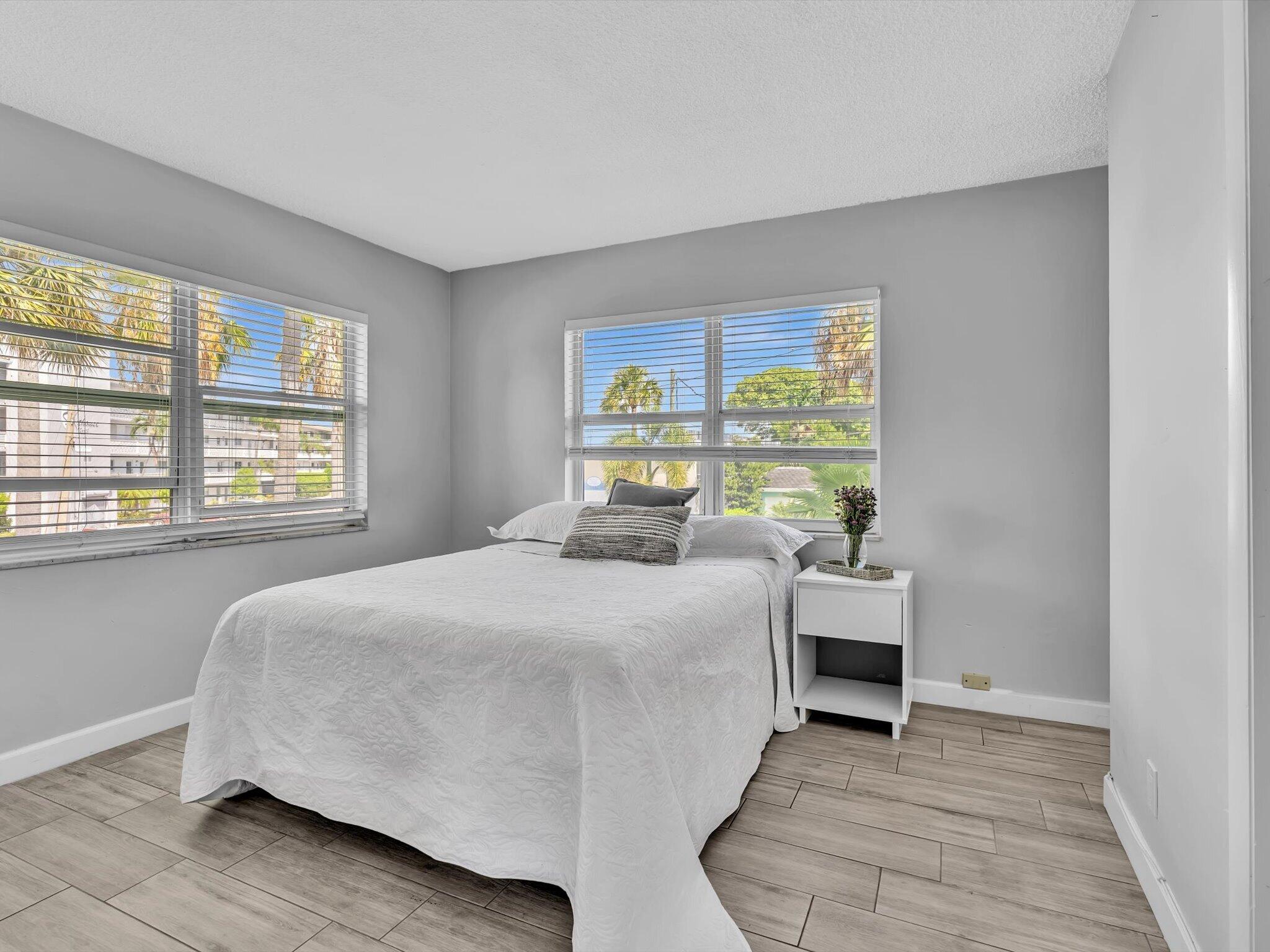 90 NE 19th Avenue 8