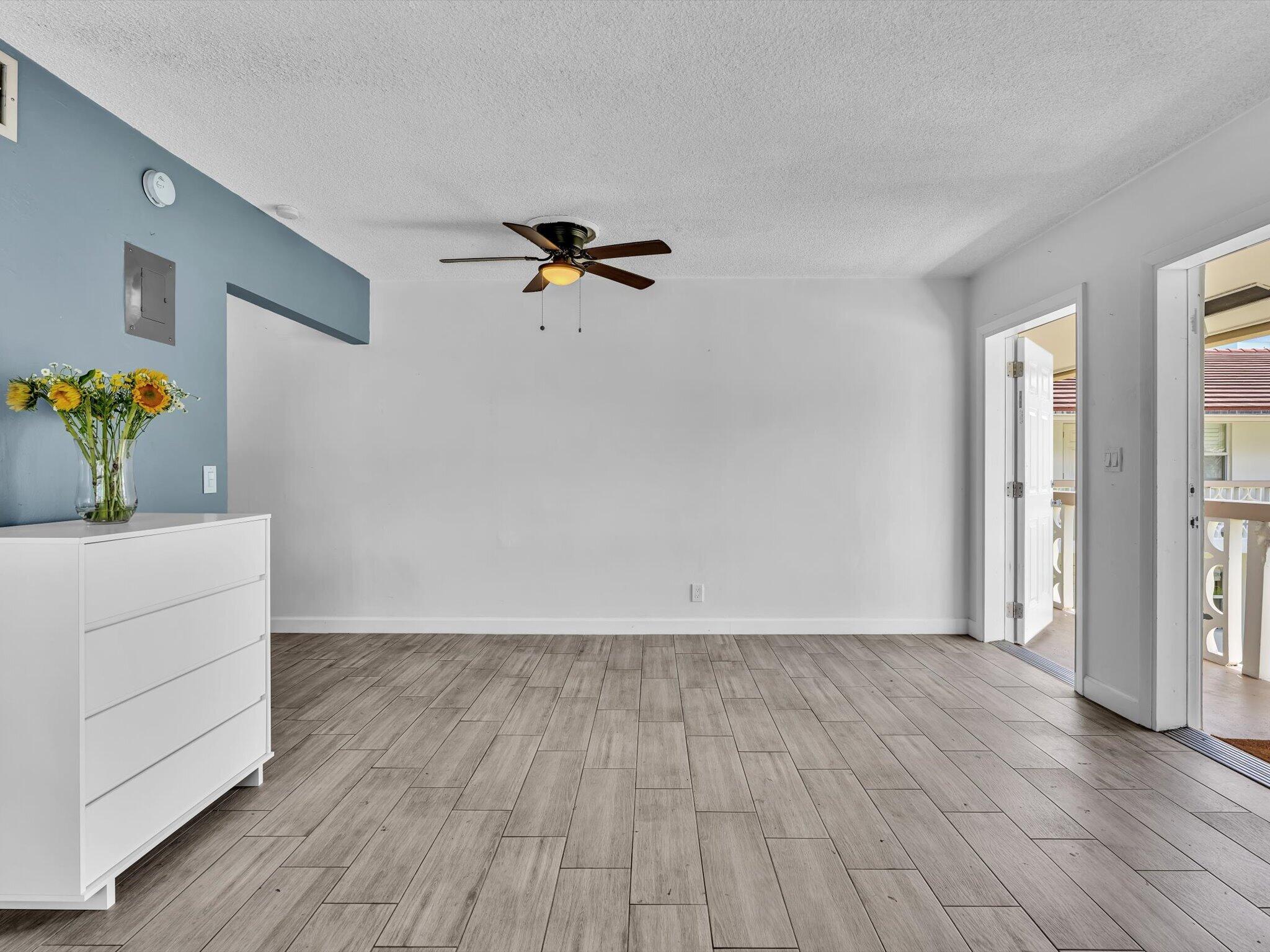 90 NE 19th Avenue 8