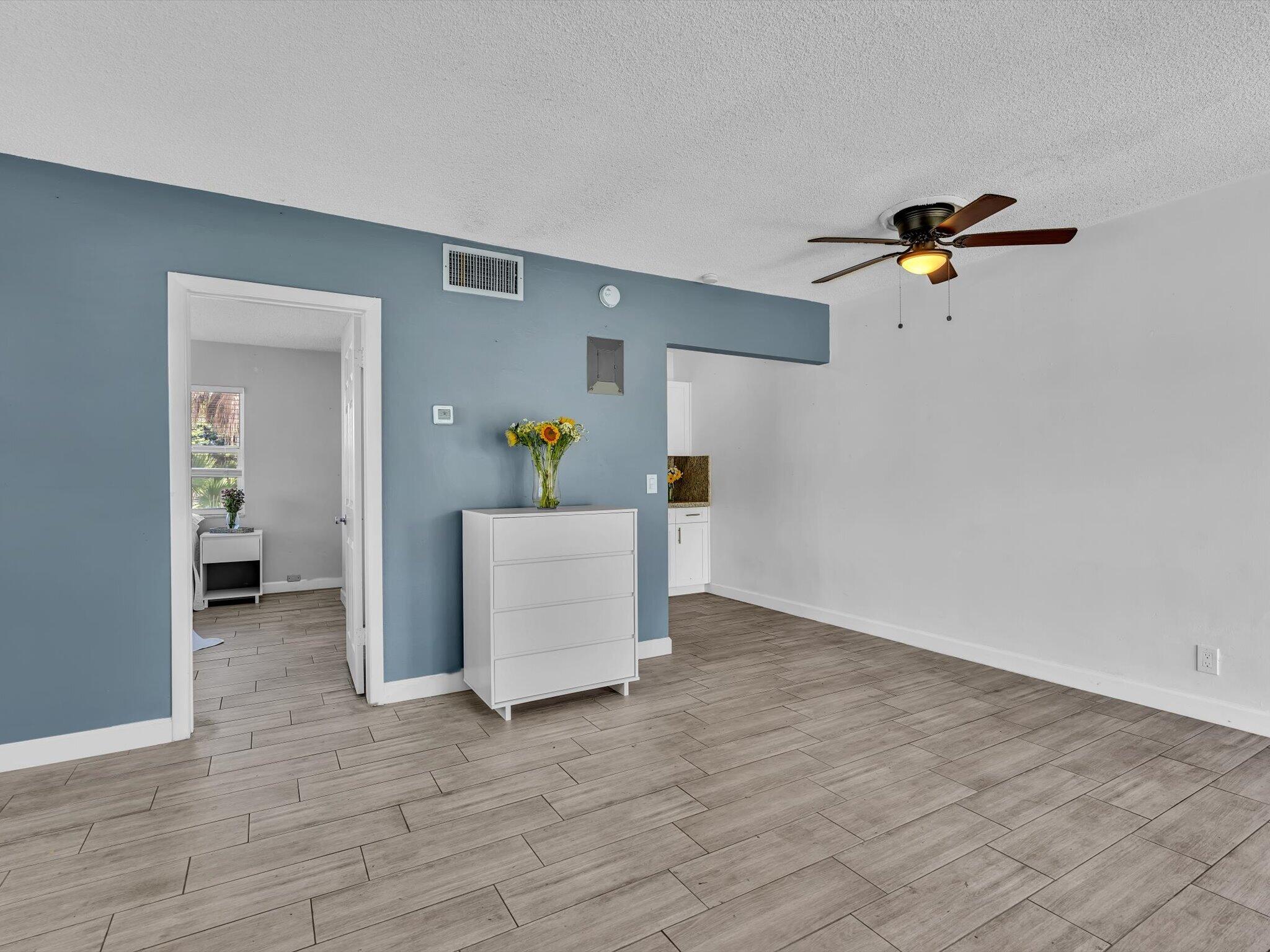 90 NE 19th Avenue 8