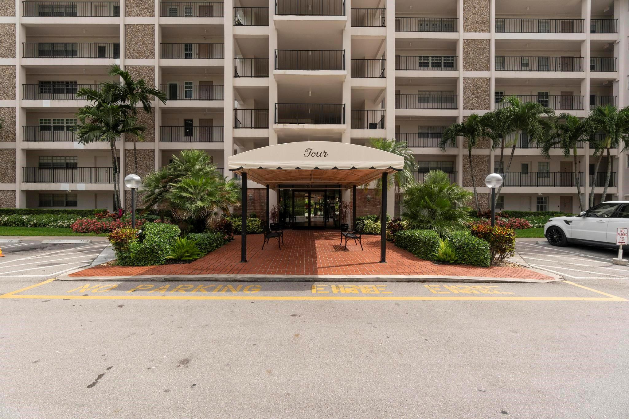 3000 N Palm Aire Drive 601
