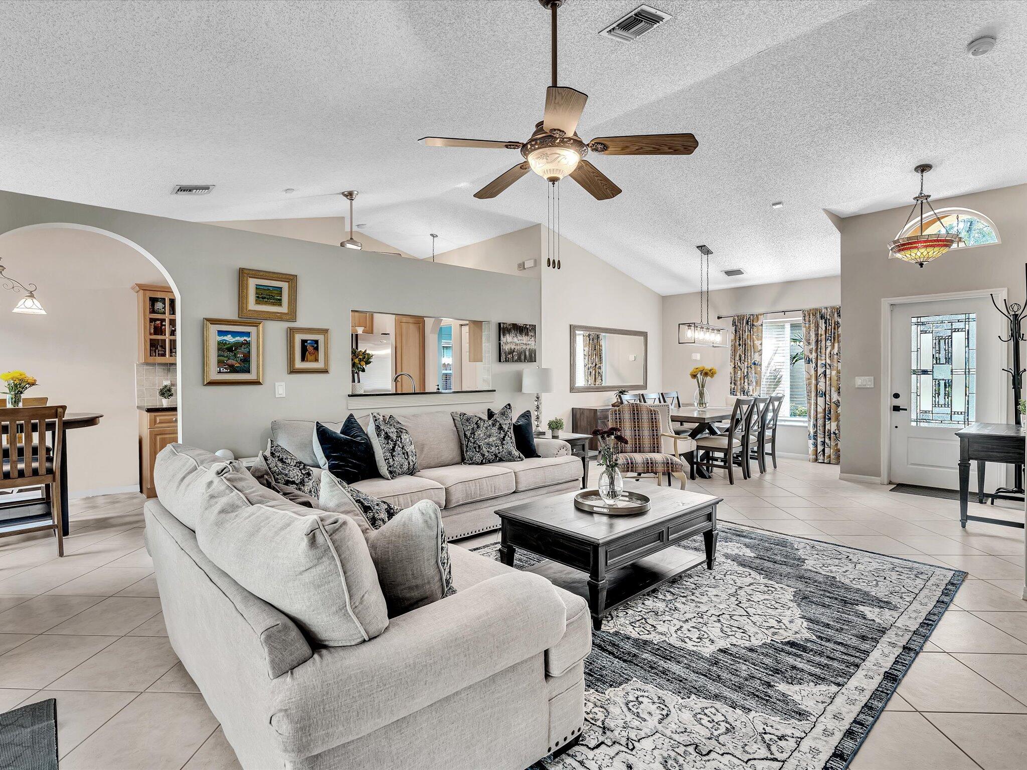 7331 NW 44th Lane