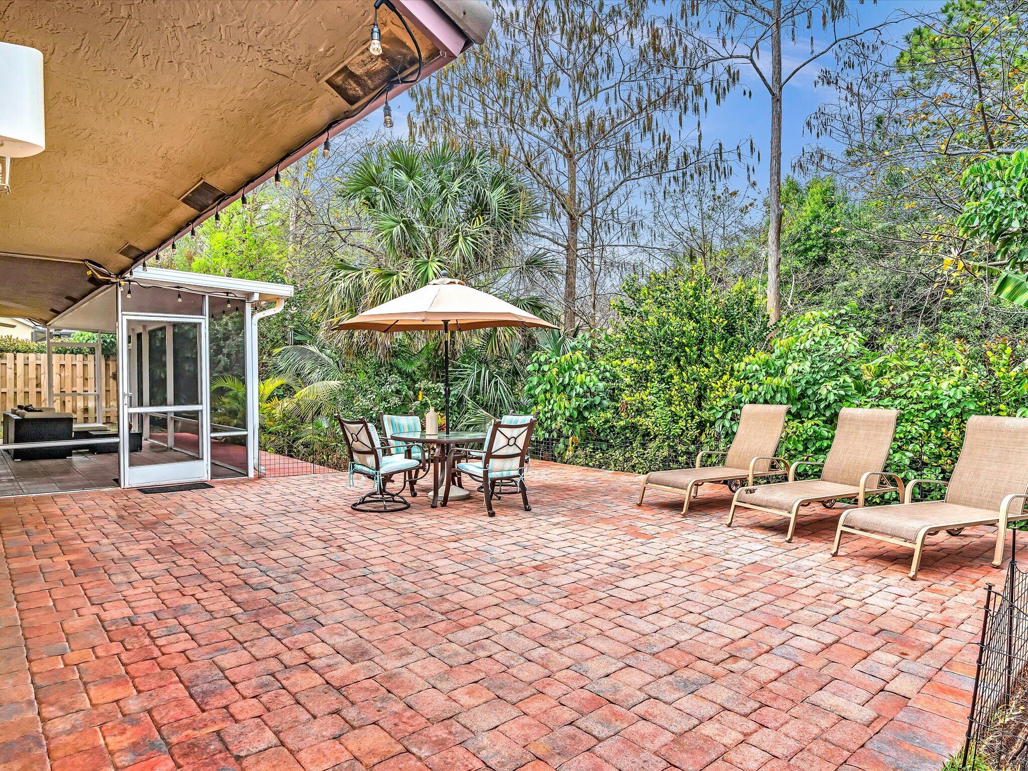 7331 NW 44th Lane