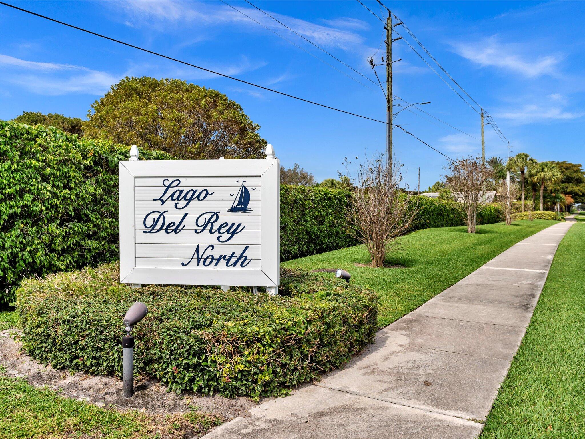 712 Lago Road