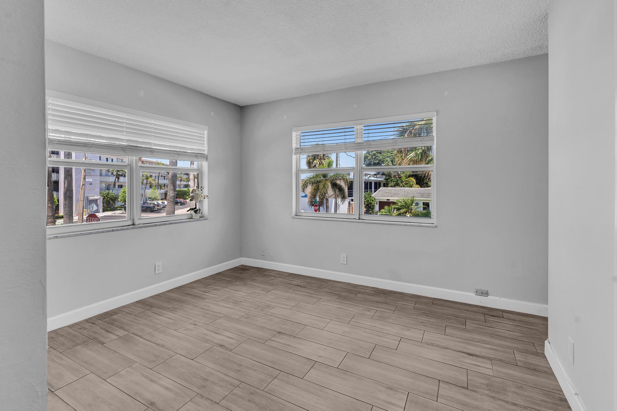 90 NE 19th Avenue 8