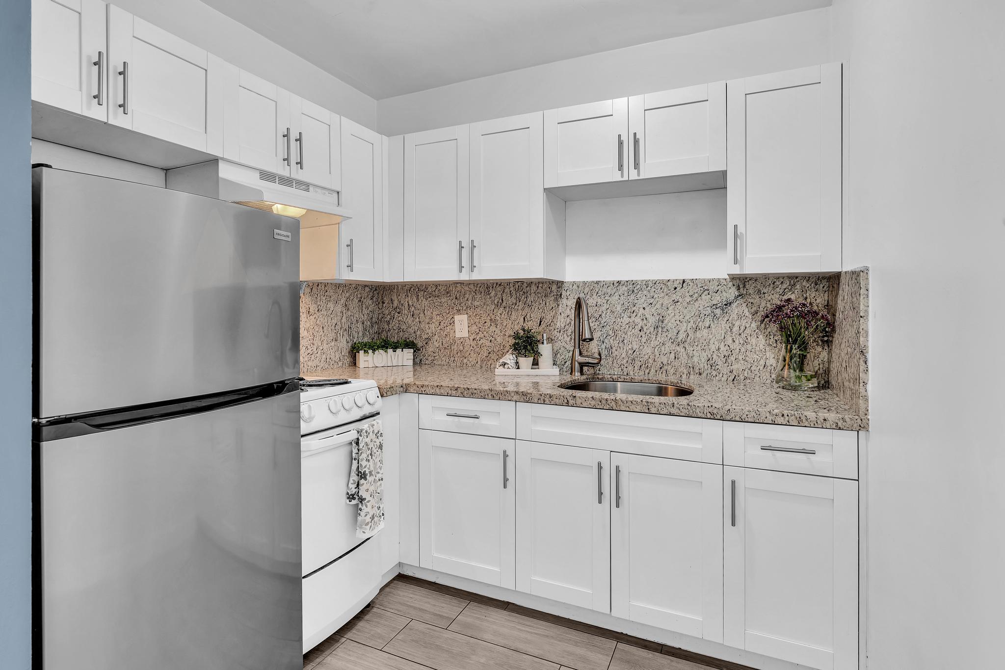 90 NE 19th Avenue 8