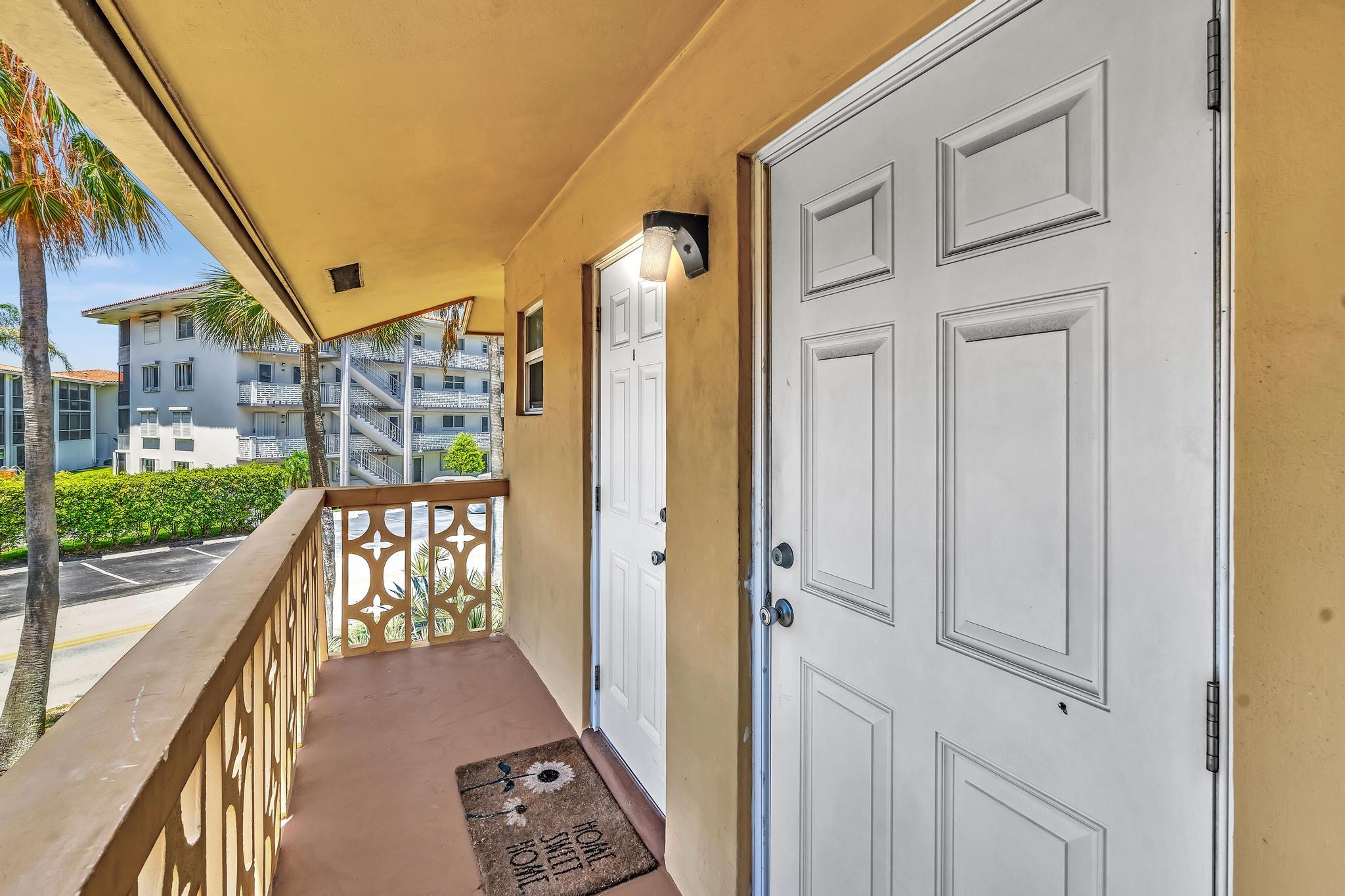 90 NE 19th Avenue 8