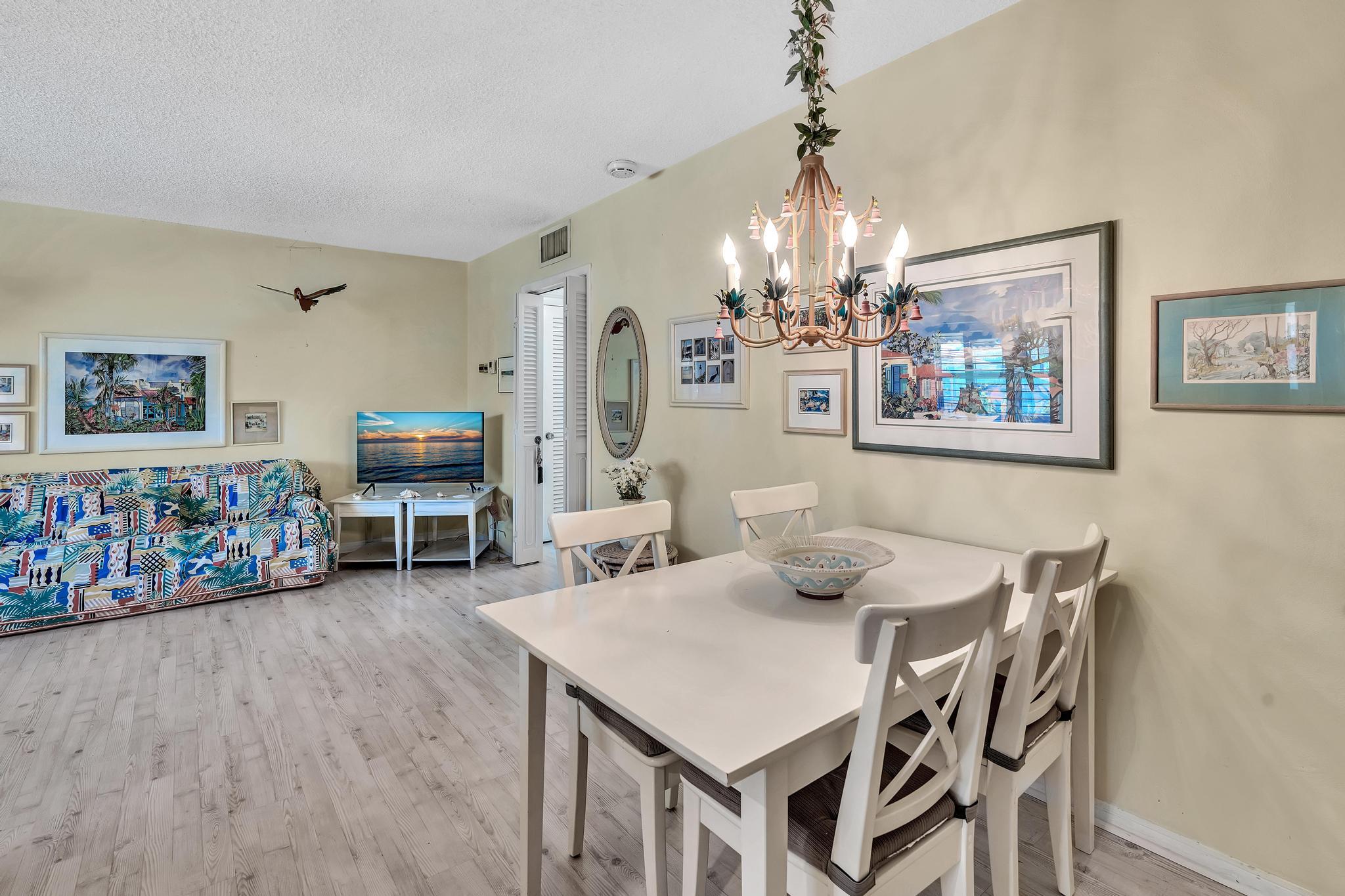 90 NE 19th Avenue 12