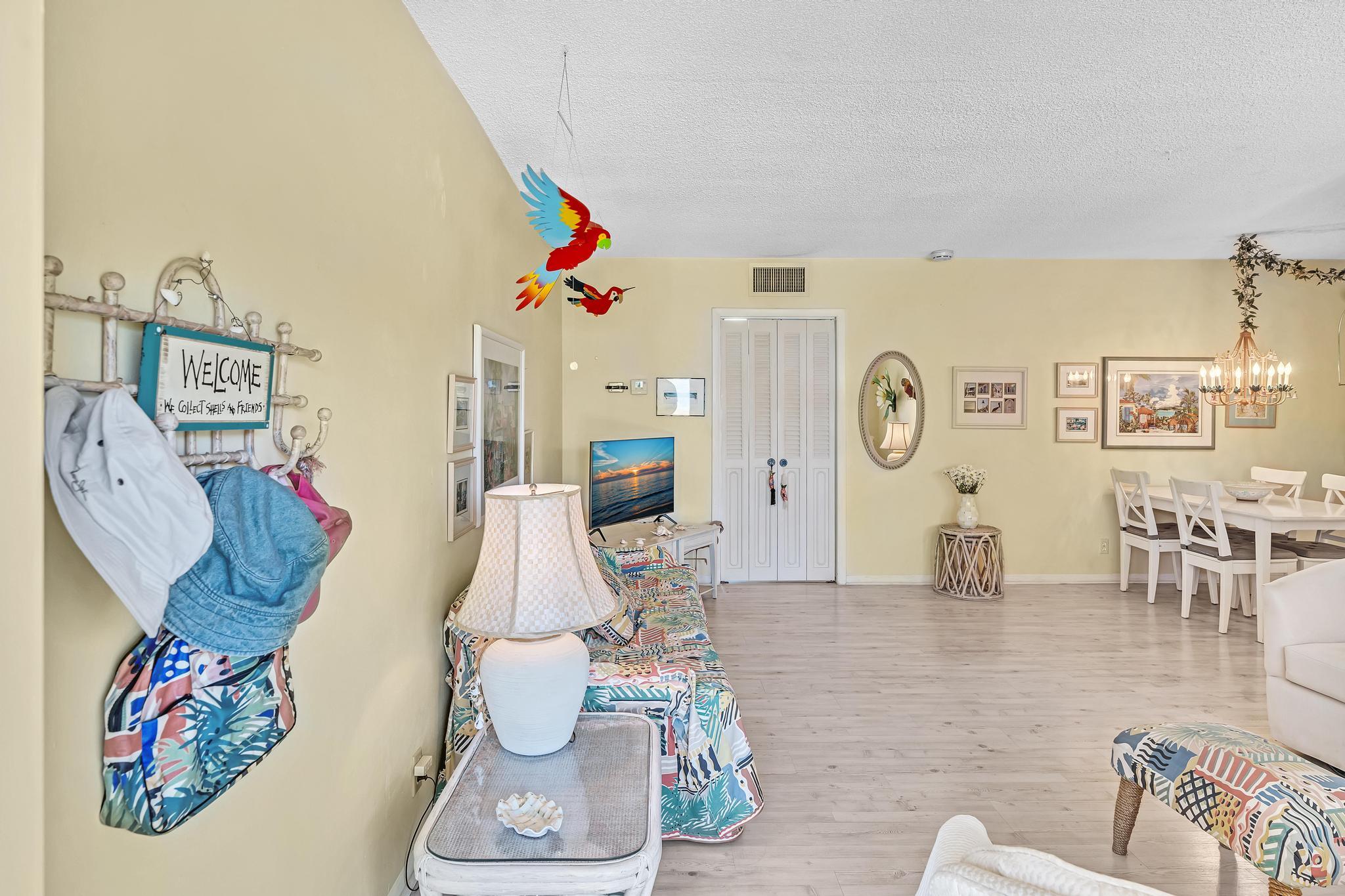 90 NE 19th Avenue 12