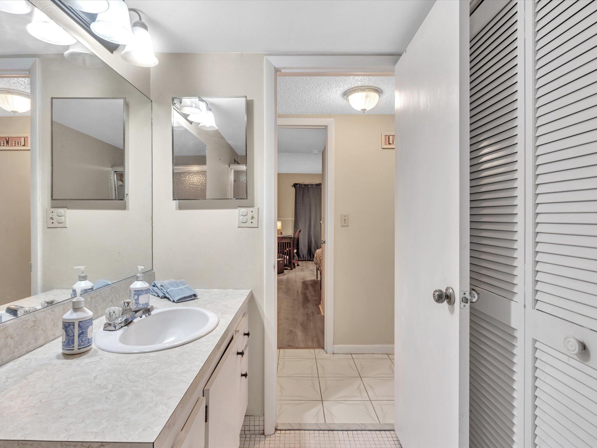 4156 NW 90th Avenue 204