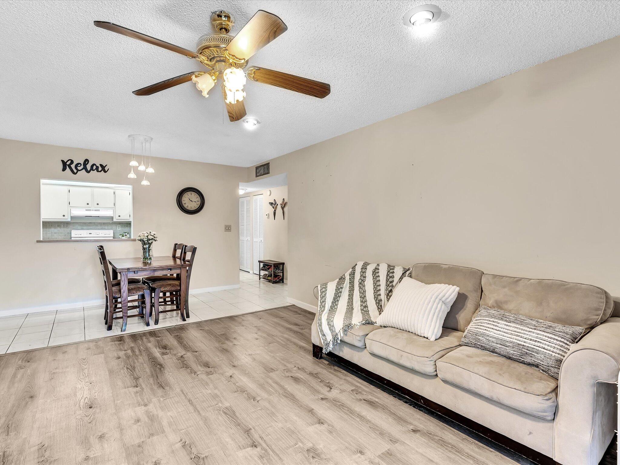 4156 NW 90th Avenue 204