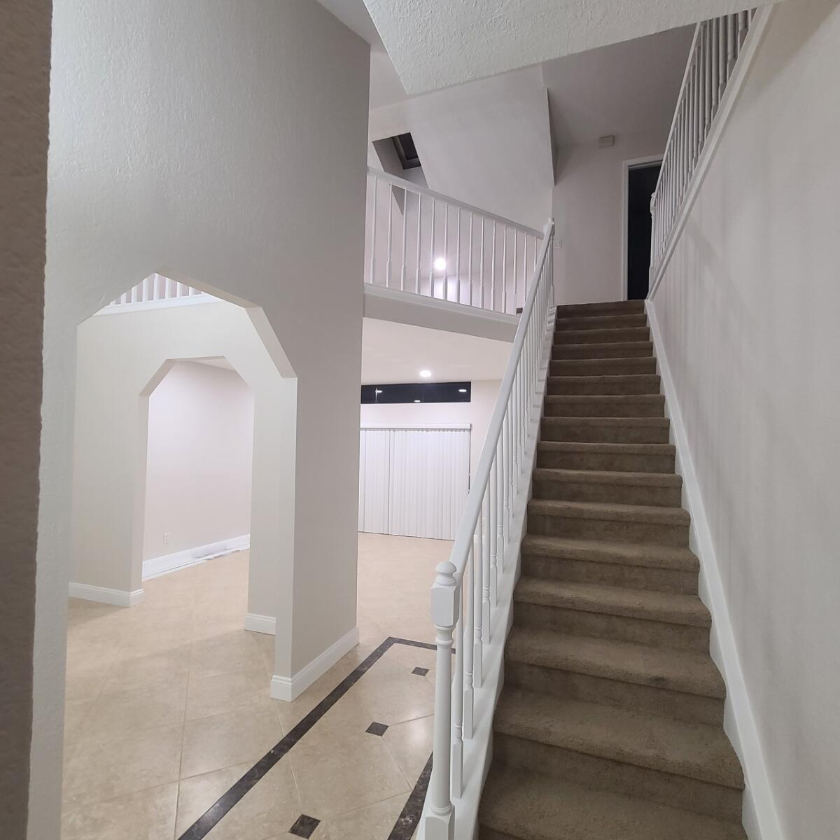 728 St Albans Dr Drive