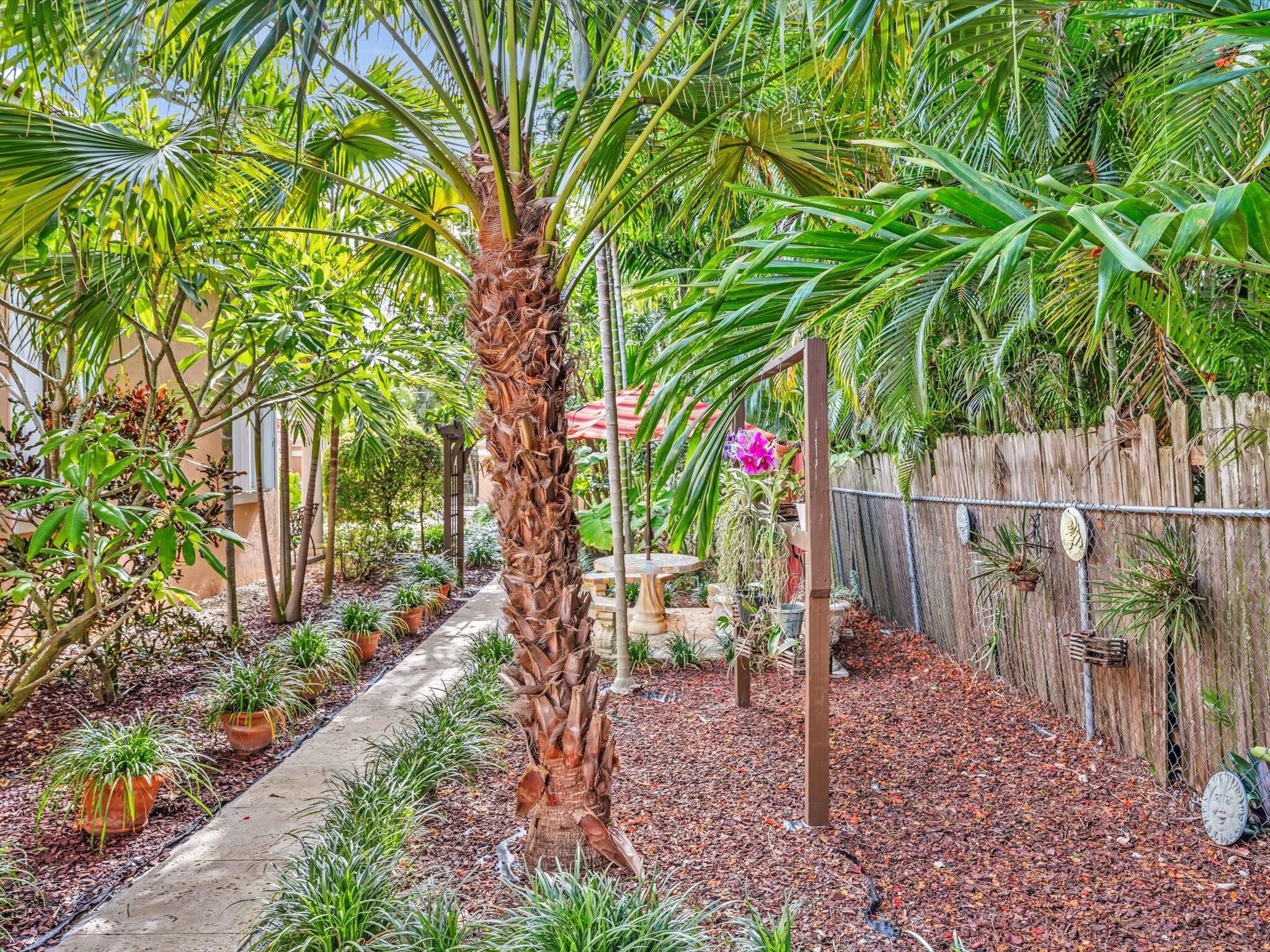 1107 Periwinkle Lane
