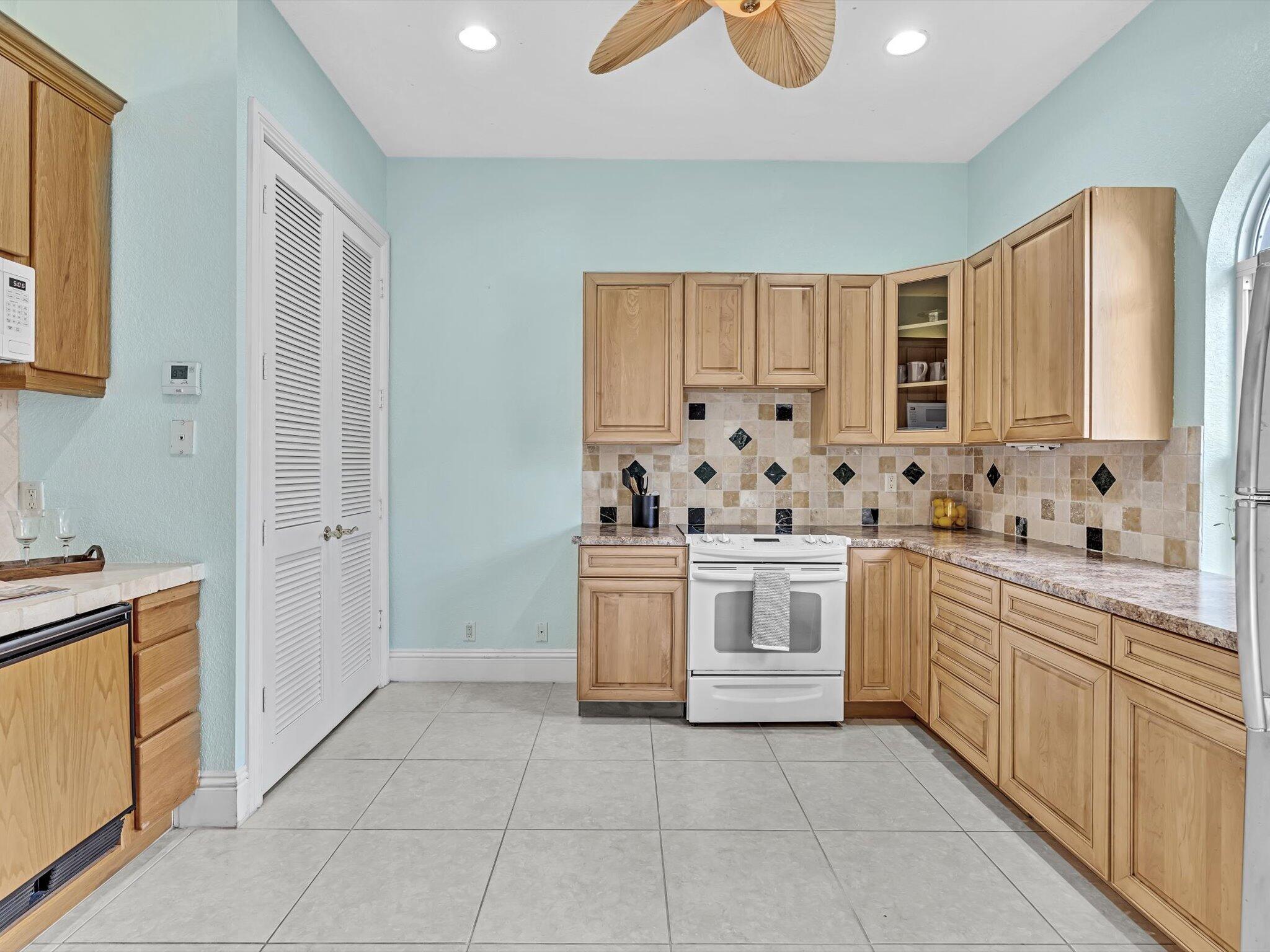 1107 Periwinkle Lane
