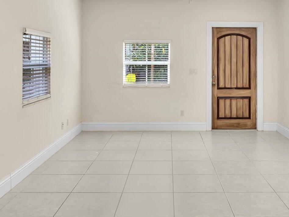 1107 Periwinkle Lane