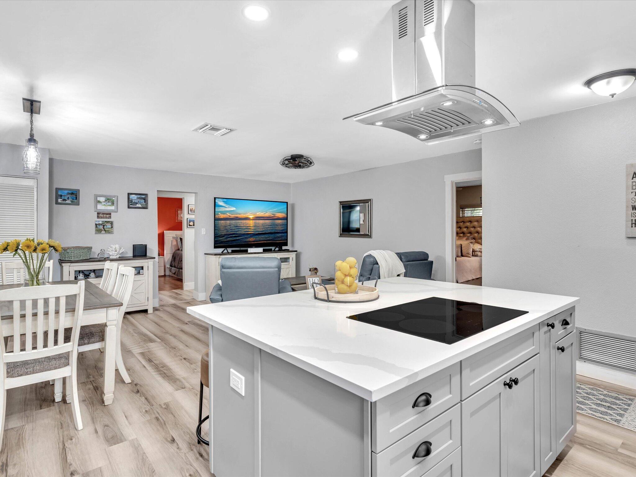 5080 Woodland Drive