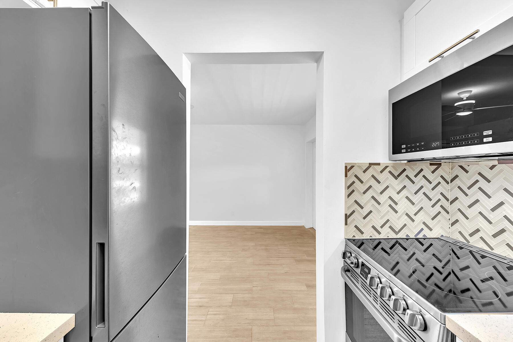 90 NE 19th Avenue 9