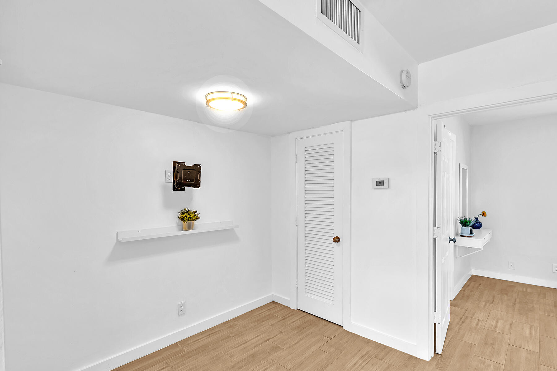 90 NE 19th Avenue 9