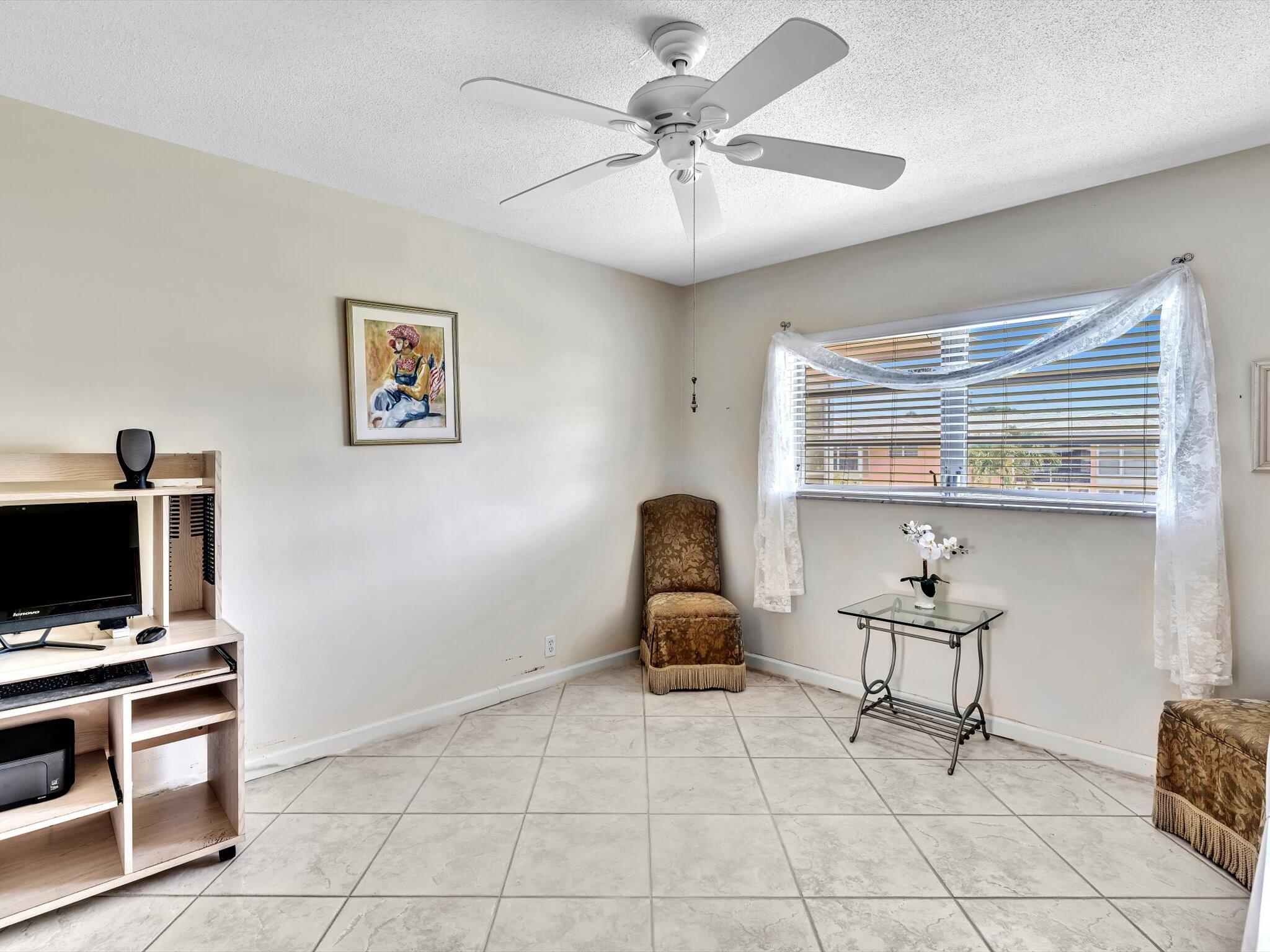 300 NE 20th Street 6040